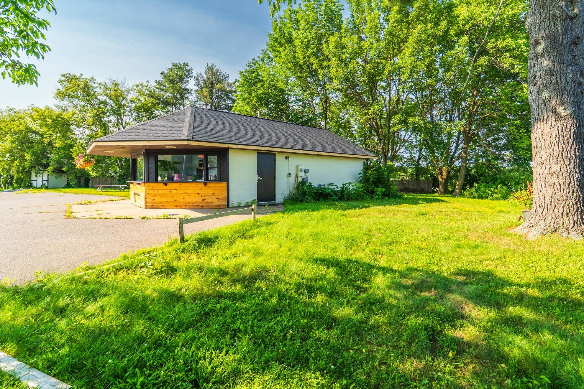 1707 MERRILL AVENUE, Wausau, Wisconsin 54401, ,Commercial/industrial,For Sale,1707 MERRILL AVENUE,22600920
