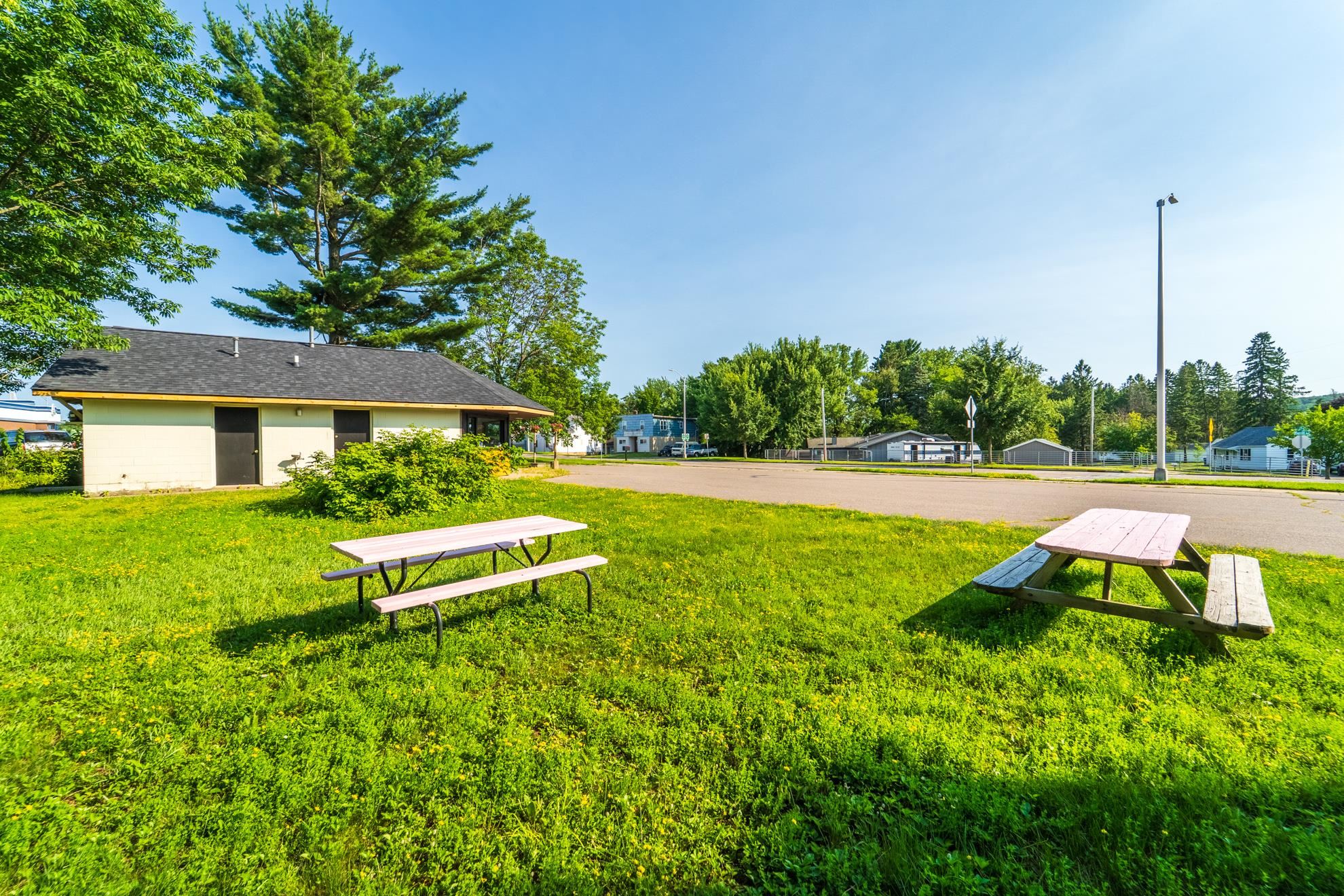 1707 MERRILL AVENUE, Wausau, Wisconsin 54401, ,Commercial/industrial,For Sale,1707 MERRILL AVENUE,22600920