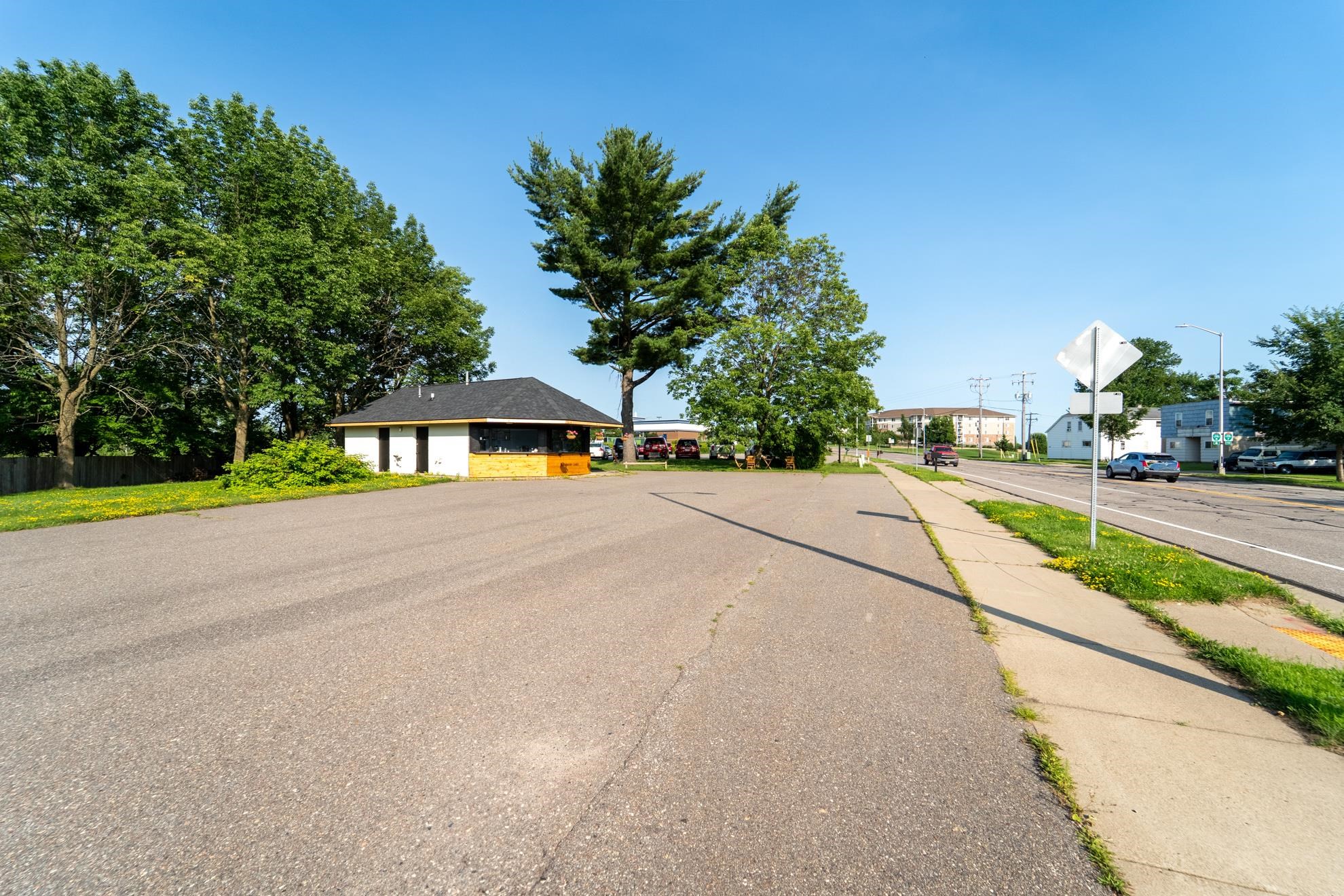 1707 MERRILL AVENUE, Wausau, Wisconsin 54401, ,Commercial/industrial,For Sale,1707 MERRILL AVENUE,22600920