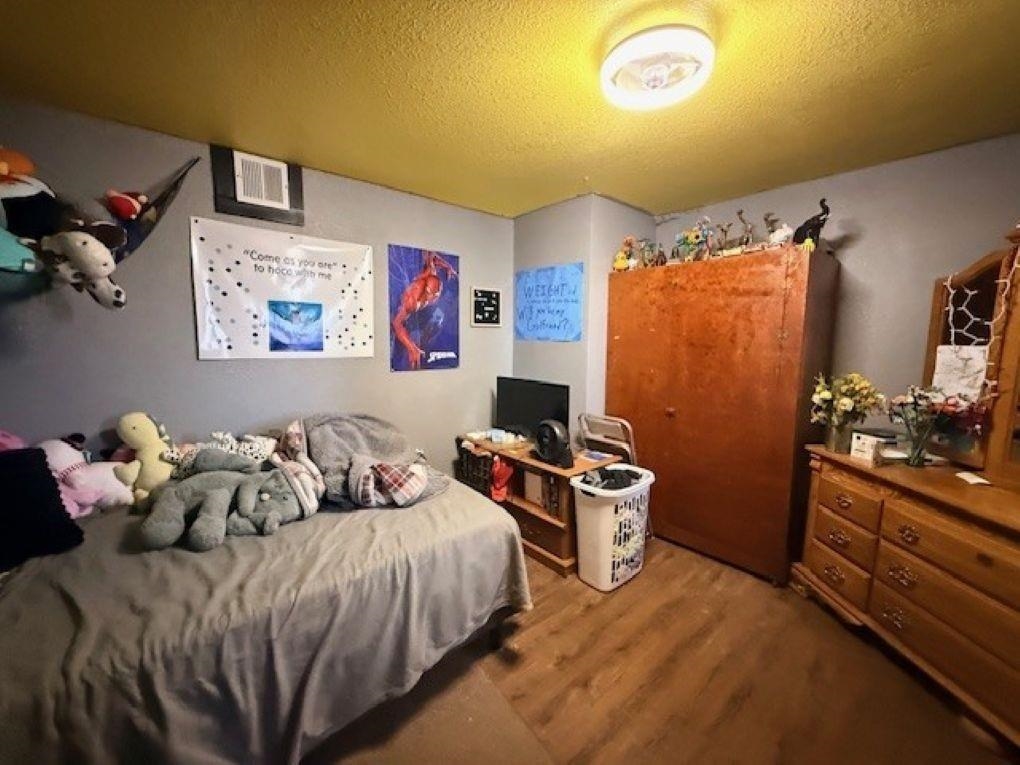 182347 BIRNAMWOOD ROAD, Birnamwood, Wisconsin 54414, 3 Bedrooms Bedrooms, ,2 BathroomsBathrooms,Residential,For Sale,182347 BIRNAMWOOD ROAD,22600922