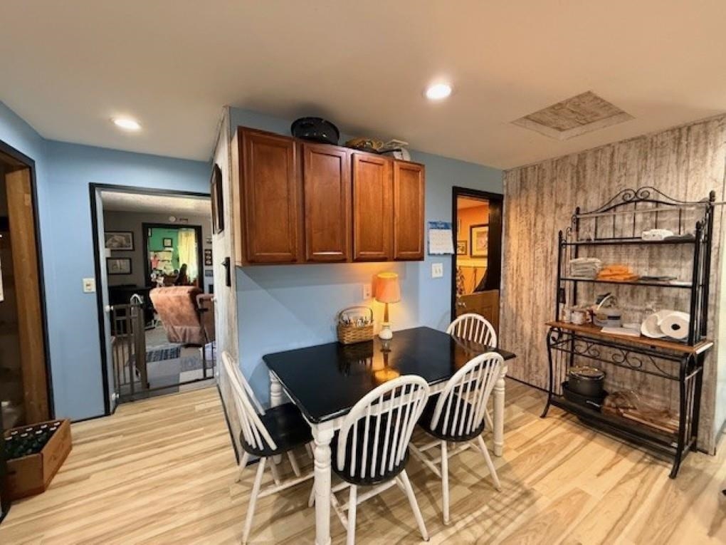 182347 BIRNAMWOOD ROAD, Birnamwood, Wisconsin 54414, 3 Bedrooms Bedrooms, ,2 BathroomsBathrooms,Residential,For Sale,182347 BIRNAMWOOD ROAD,22600922