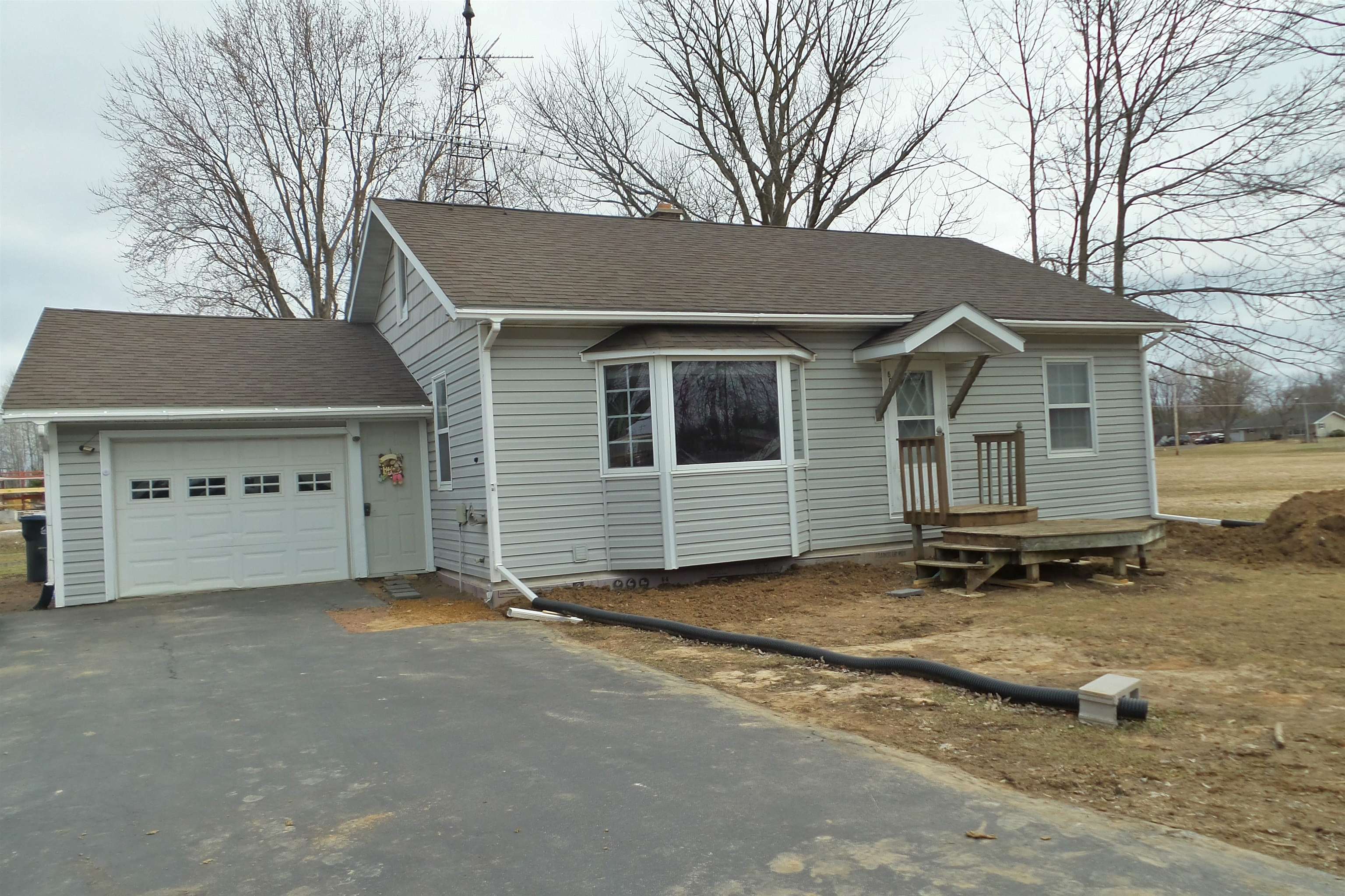 601 W BUSINESS COUNTY ROAD A, Dorchester, Wisconsin 54425, 4 Bedrooms Bedrooms, ,1 BathroomBathrooms,Residential,For Sale,601 W BUSINESS COUNTY ROAD A,22600929