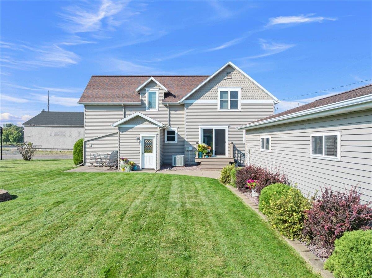 340 N MAIN STREET, Medford, Wisconsin 54451, 3 Bedrooms Bedrooms, ,2 BathroomsBathrooms,Residential,For Sale,340 N MAIN STREET,22600936