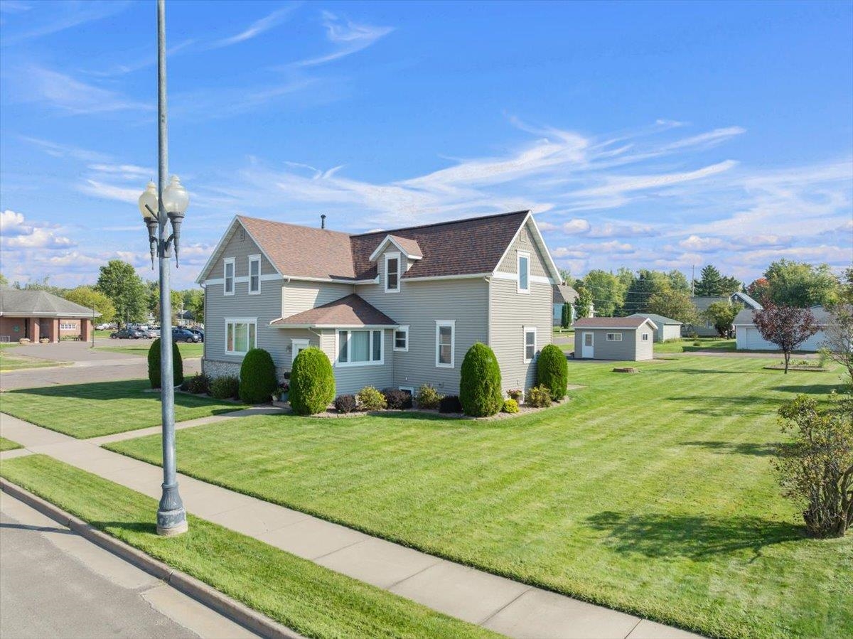 340 N MAIN STREET, Medford, Wisconsin 54451, 3 Bedrooms Bedrooms, ,2 BathroomsBathrooms,Residential,For Sale,340 N MAIN STREET,22600936