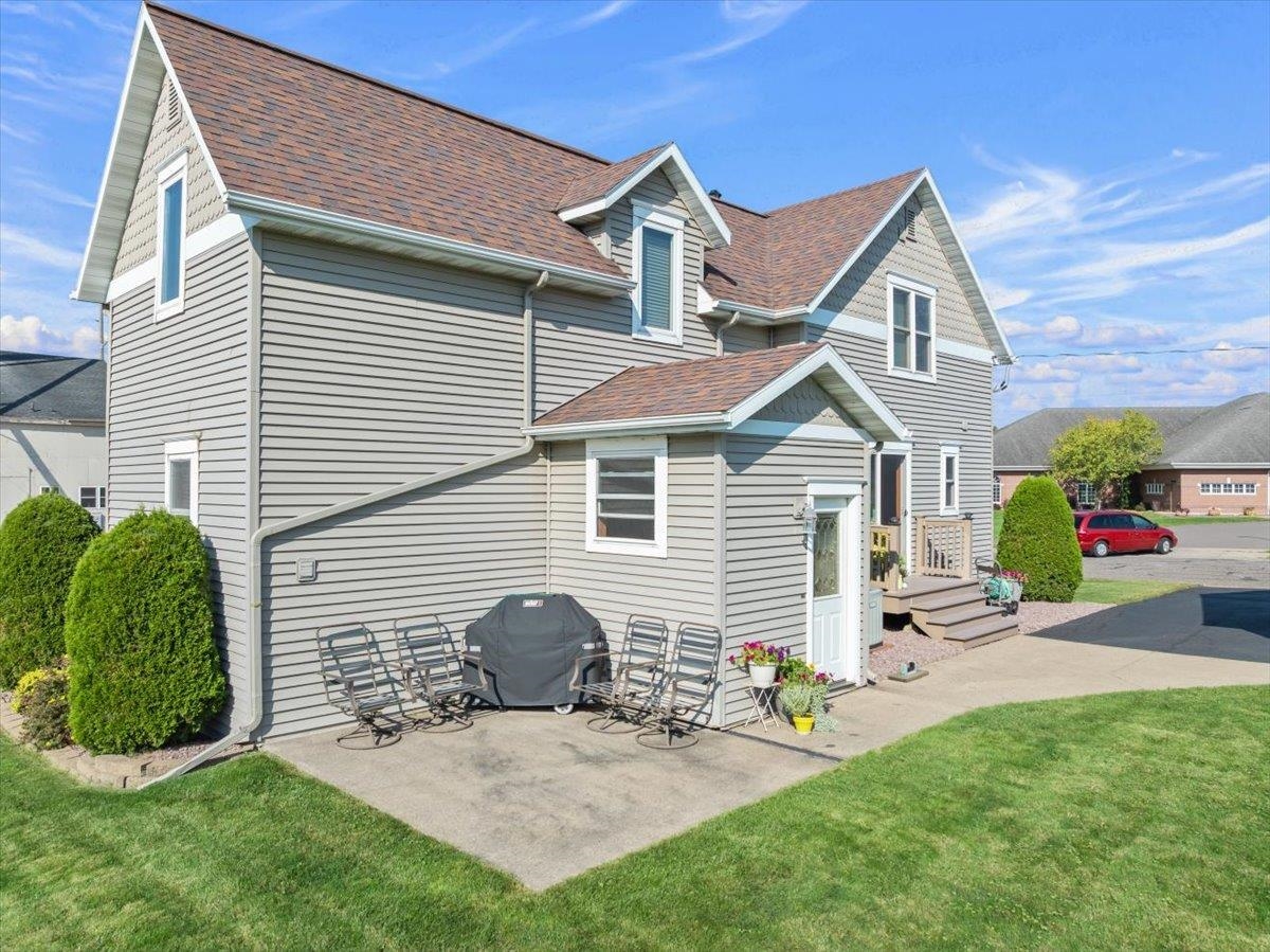 340 N MAIN STREET, Medford, Wisconsin 54451, 3 Bedrooms Bedrooms, ,2 BathroomsBathrooms,Residential,For Sale,340 N MAIN STREET,22600936