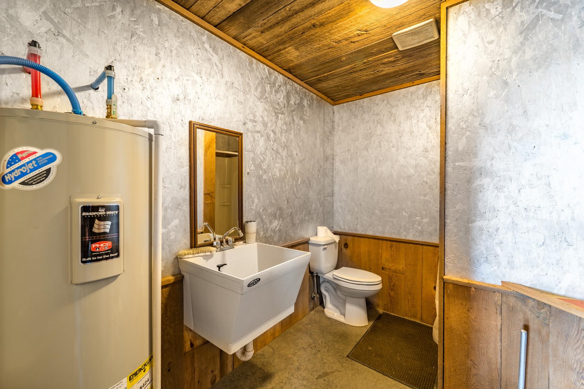 229677 N 152ND AVENUE, Marathon, Wisconsin 54448, 3 Bedrooms Bedrooms, ,3 BathroomsBathrooms,Residential,For Sale,229677 N 152ND AVENUE,22600944