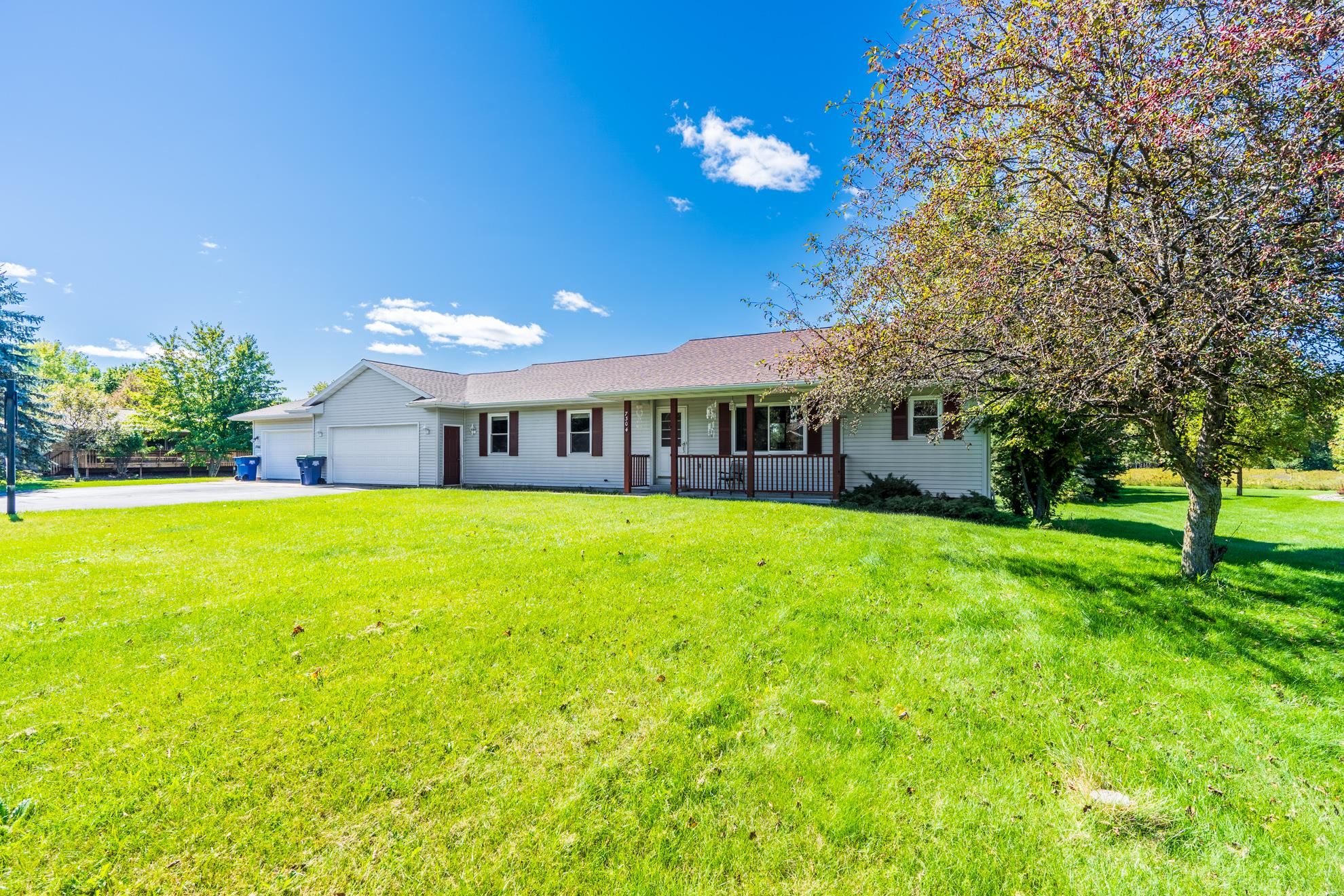 149943 WINEBERRY LANE, Wausau, Wisconsin 54401, 3 Bedrooms Bedrooms, ,2 BathroomsBathrooms,Residential,For Sale,149943 WINEBERRY LANE,22600946