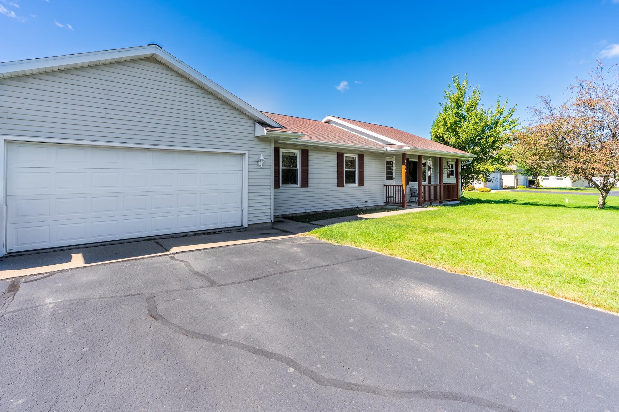 149943 WINEBERRY LANE, Wausau, Wisconsin 54401, 3 Bedrooms Bedrooms, ,2 BathroomsBathrooms,Residential,For Sale,149943 WINEBERRY LANE,22600946