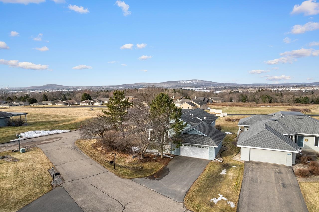 1036 EASTHILL PLACE, Wausau, Wisconsin 54403, 3 Bedrooms Bedrooms, ,2 BathroomsBathrooms,Residential,For Sale,1036 EASTHILL PLACE,22600947