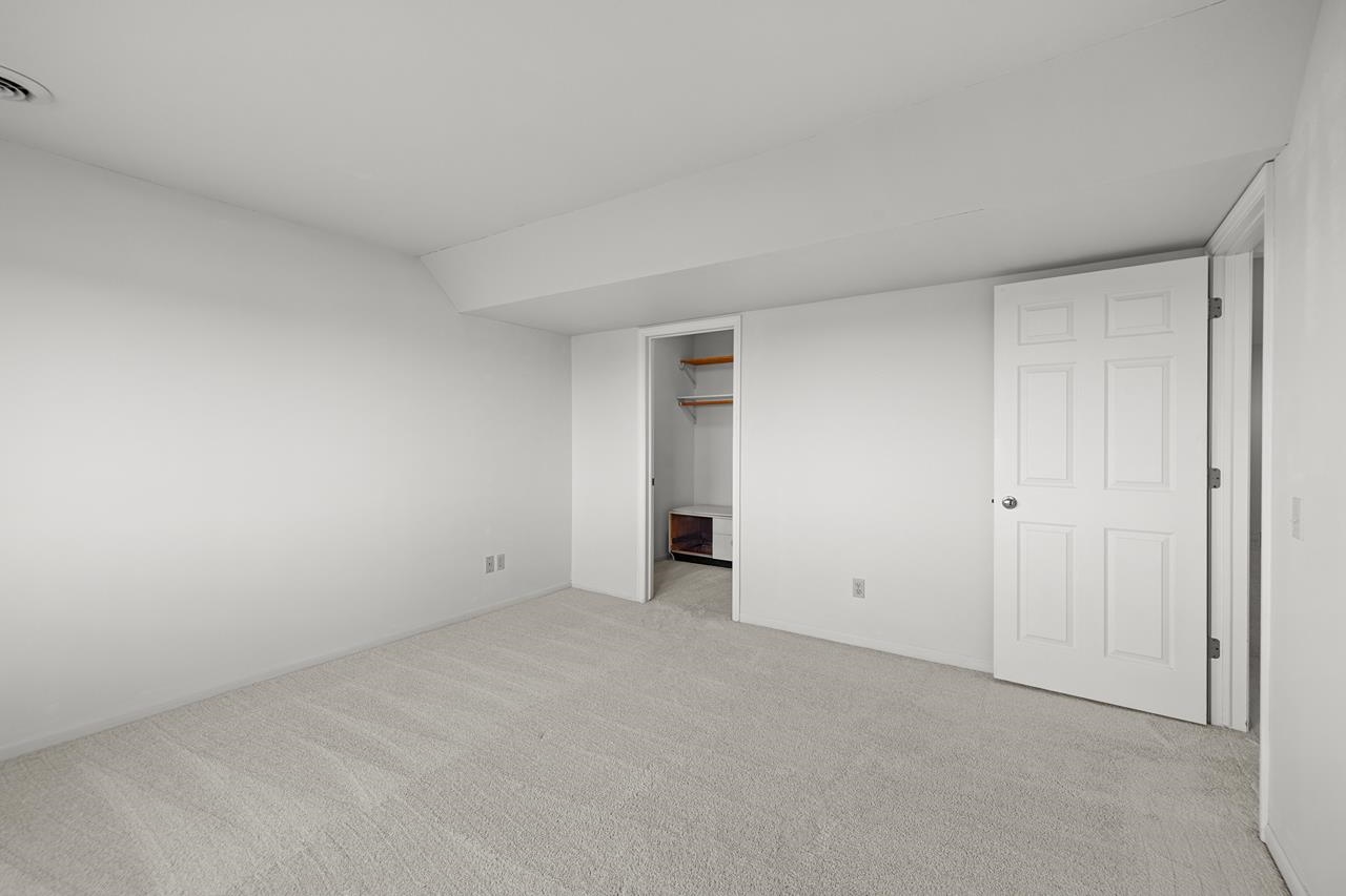 1036 EASTHILL PLACE, Wausau, Wisconsin 54403, 3 Bedrooms Bedrooms, ,2 BathroomsBathrooms,Residential,For Sale,1036 EASTHILL PLACE,22600947