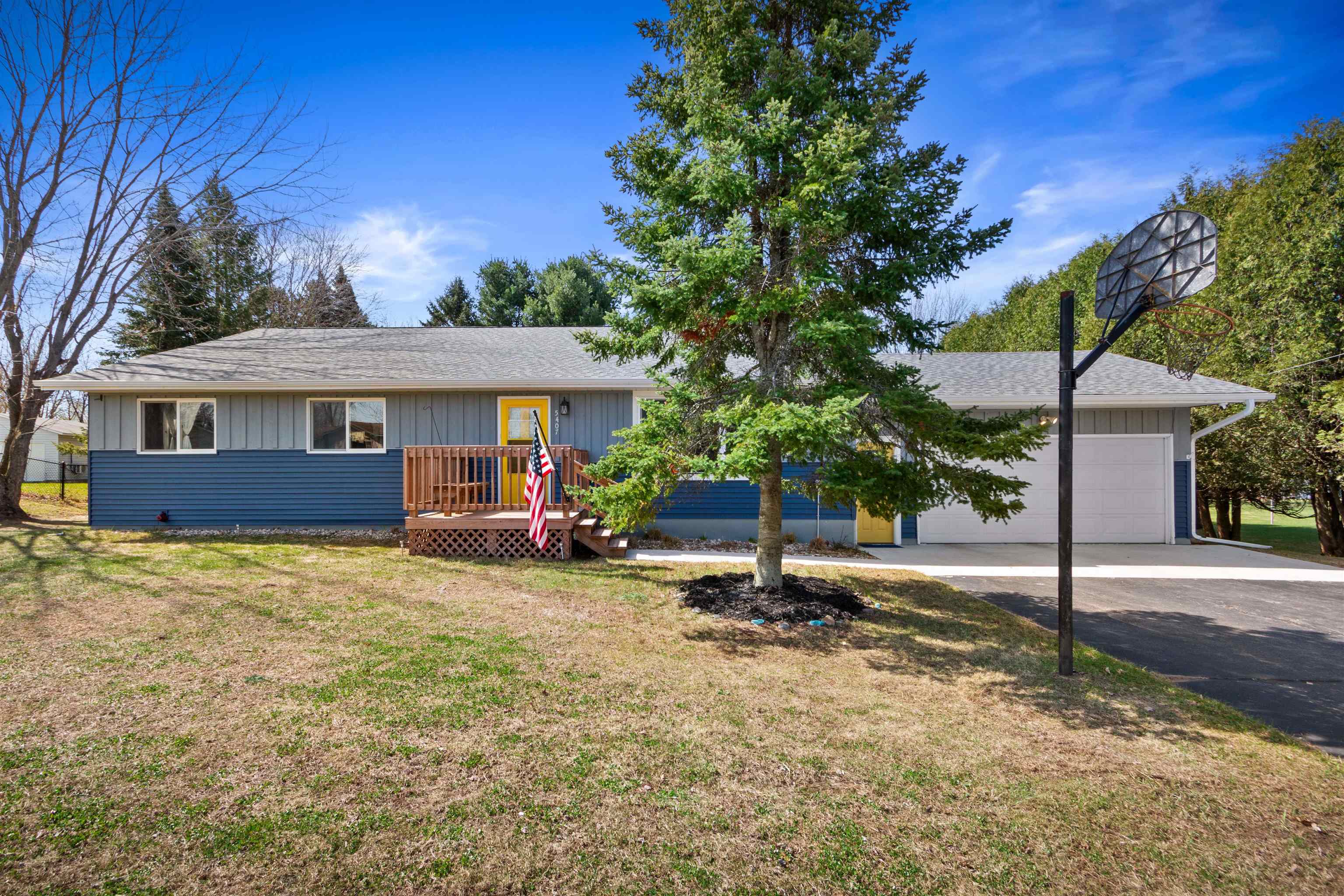 5407 ROXANN DRIVE, Weston, Wisconsin 54476, 4 Bedrooms Bedrooms, ,3 BathroomsBathrooms,Residential,For Sale,5407 ROXANN DRIVE,22600948