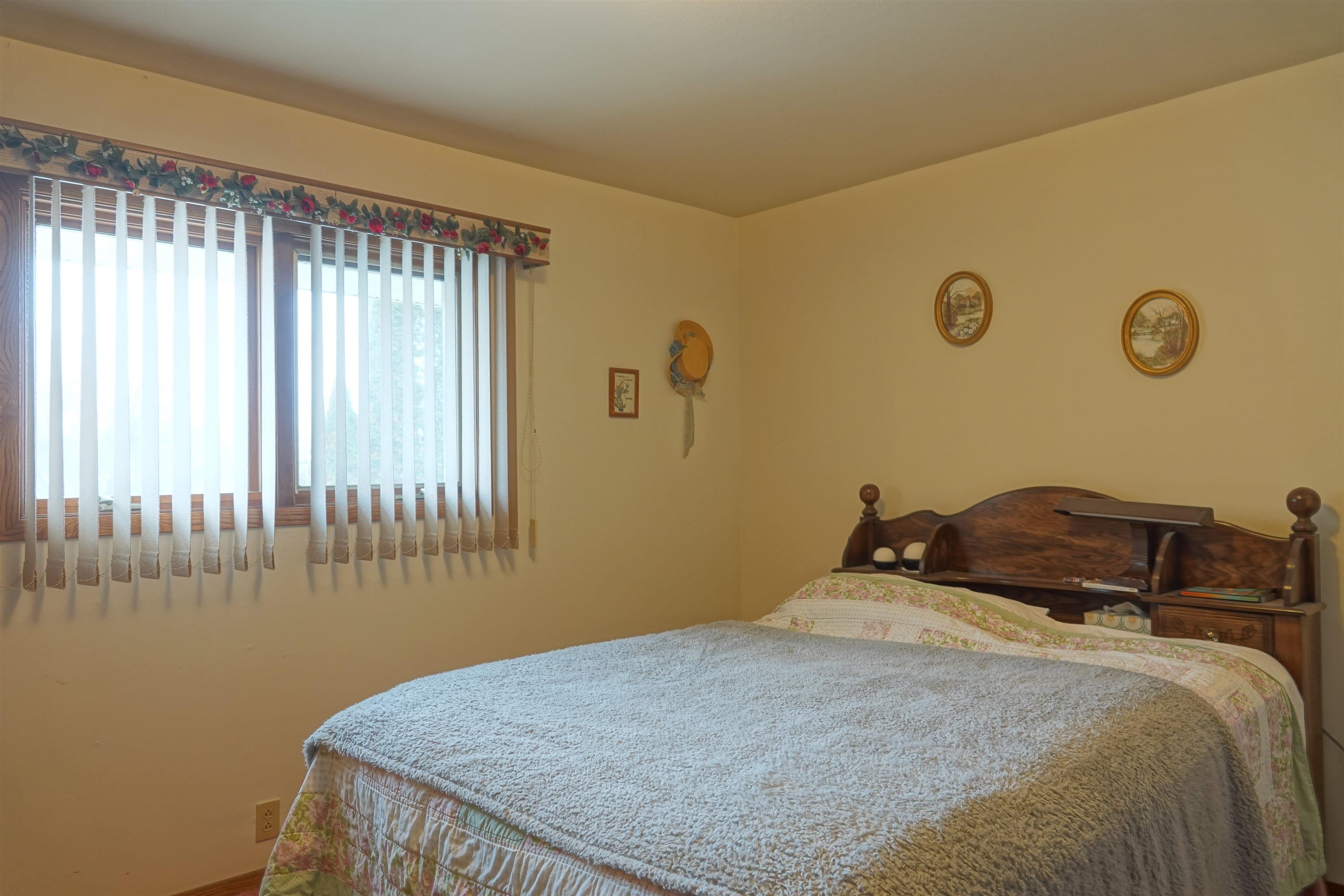 327 S 4TH STREET, Dorchester, Wisconsin 54425, 2 Bedrooms Bedrooms, ,1 BathroomBathrooms,Residential,For Sale,327 S 4TH STREET,22600950