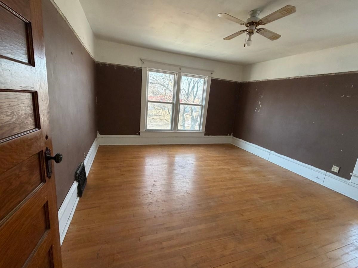 202 E GARFIELD AVENUE, Marion, Wisconsin 54950, 3 Bedrooms Bedrooms, ,1 BathroomBathrooms,Residential,For Sale,202 E GARFIELD AVENUE,22600951