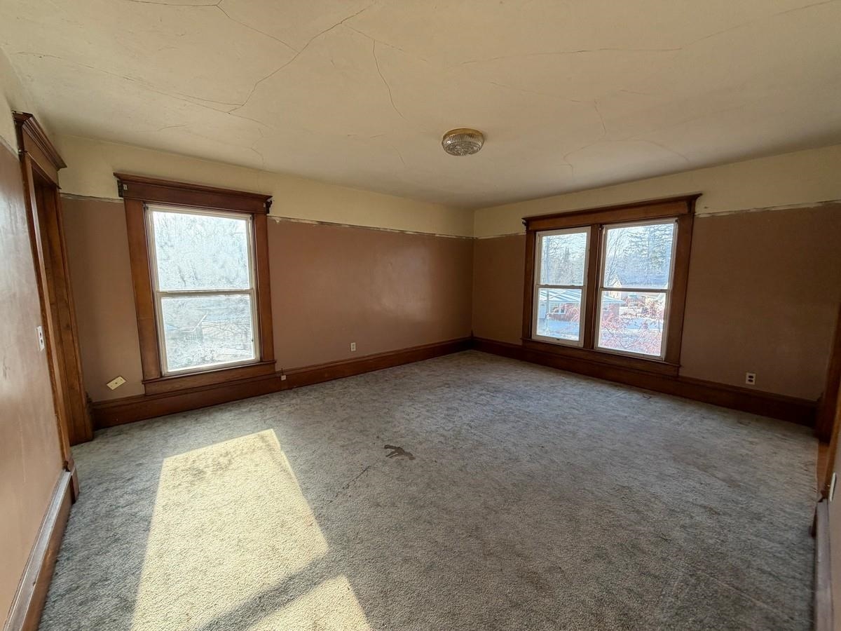202 E GARFIELD AVENUE, Marion, Wisconsin 54950, 3 Bedrooms Bedrooms, ,1 BathroomBathrooms,Residential,For Sale,202 E GARFIELD AVENUE,22600951