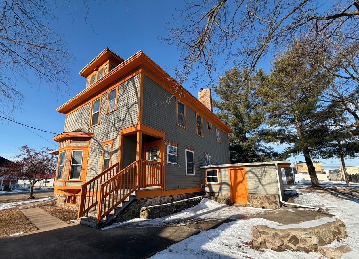 202 E GARFIELD AVENUE, Marion, Wisconsin 54950, 3 Bedrooms Bedrooms, ,1 BathroomBathrooms,Residential,For Sale,202 E GARFIELD AVENUE,22600951