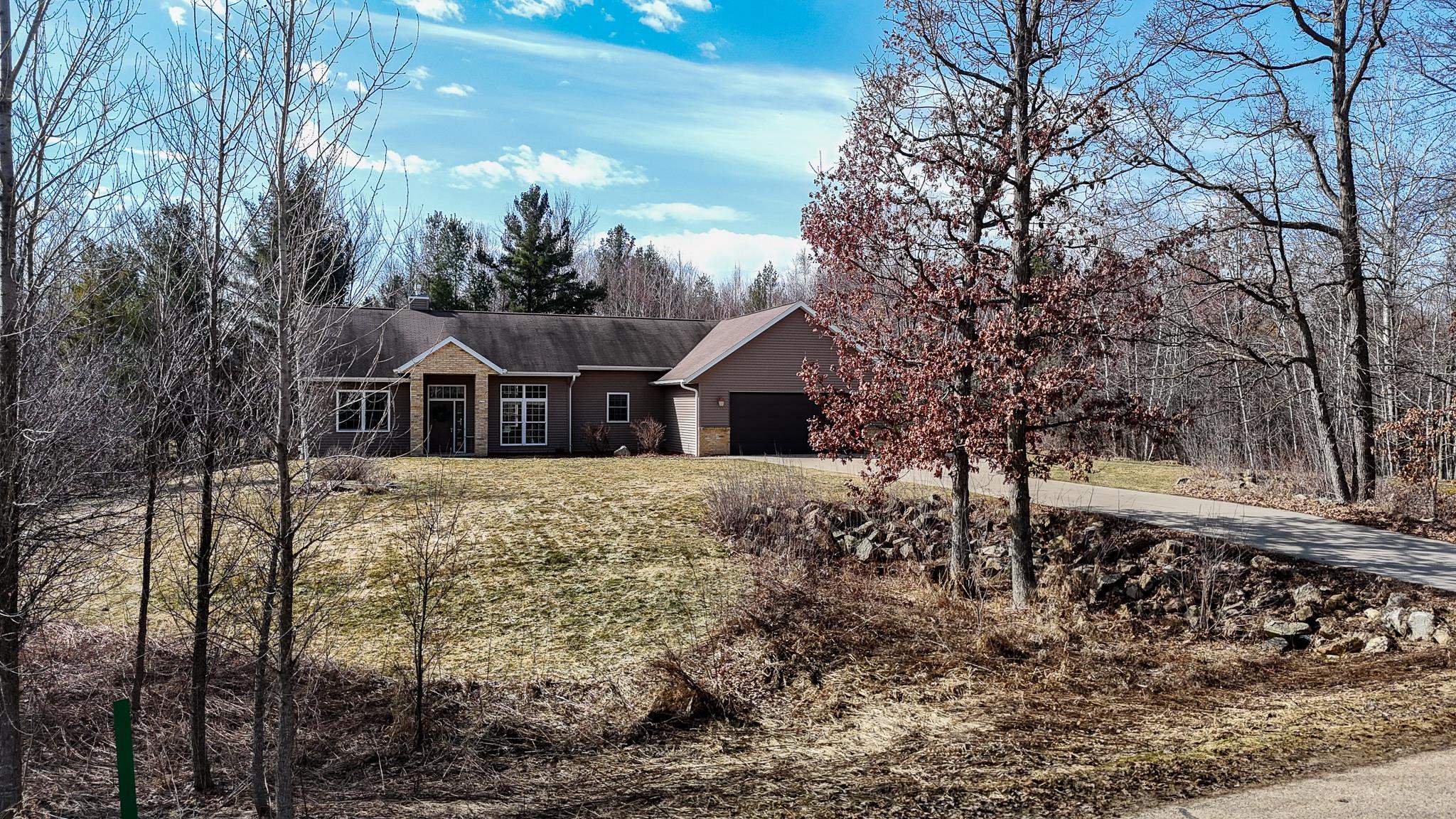 2501 FALCONS COVE, Stevens Point, Wisconsin 54482, 6 Bedrooms Bedrooms, ,3 BathroomsBathrooms,Residential,For Sale,2501 FALCONS COVE,22600958