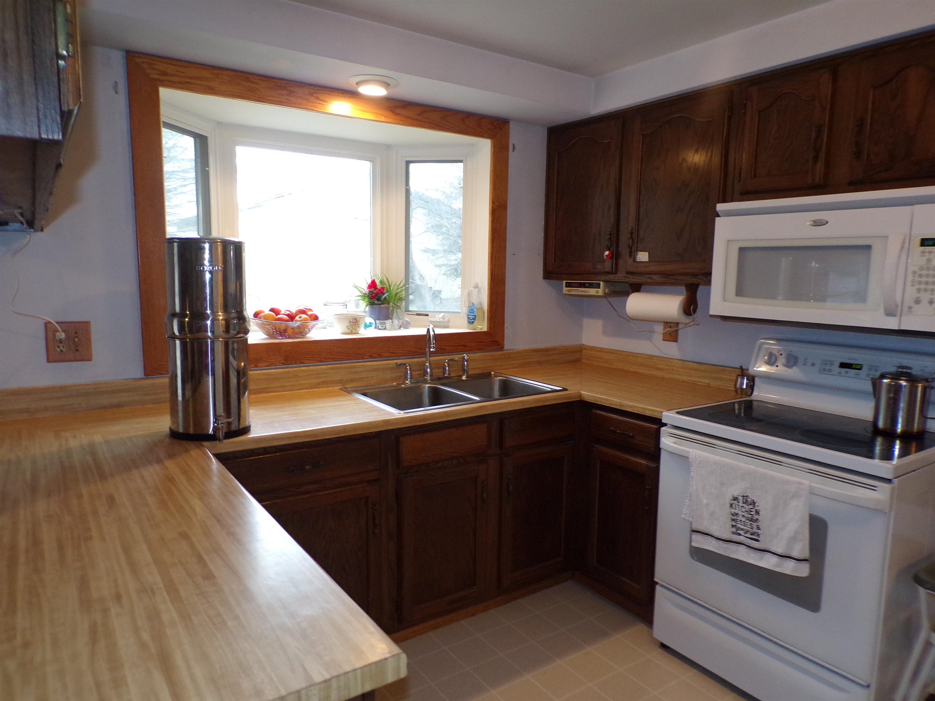 506 E 1ST STREET, Loyal, Wisconsin 54446, 4 Bedrooms Bedrooms, ,2 BathroomsBathrooms,Residential,For Sale,506 E 1ST STREET,22600963