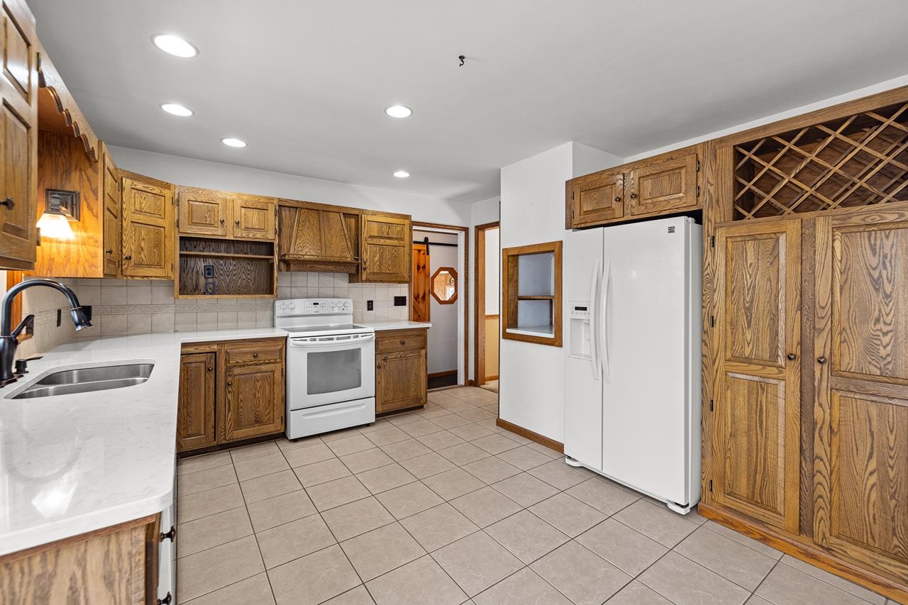 4512 STETTIN DRIVE, Wausau, Wisconsin 54401, 4 Bedrooms Bedrooms, ,3 BathroomsBathrooms,Residential,For Sale,4512 STETTIN DRIVE,22600965