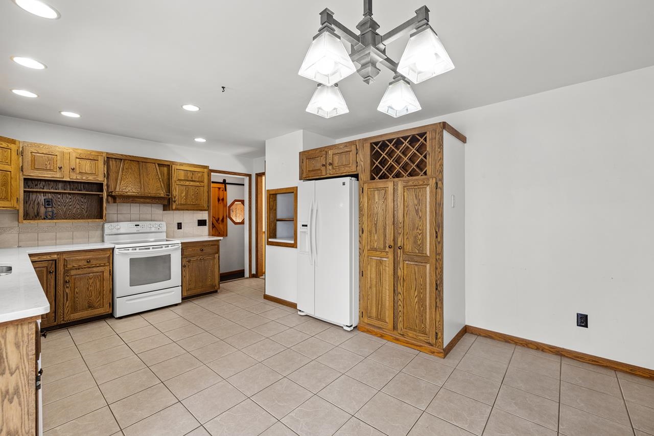 4512 STETTIN DRIVE, Wausau, Wisconsin 54401, 4 Bedrooms Bedrooms, ,3 BathroomsBathrooms,Residential,For Sale,4512 STETTIN DRIVE,22600965