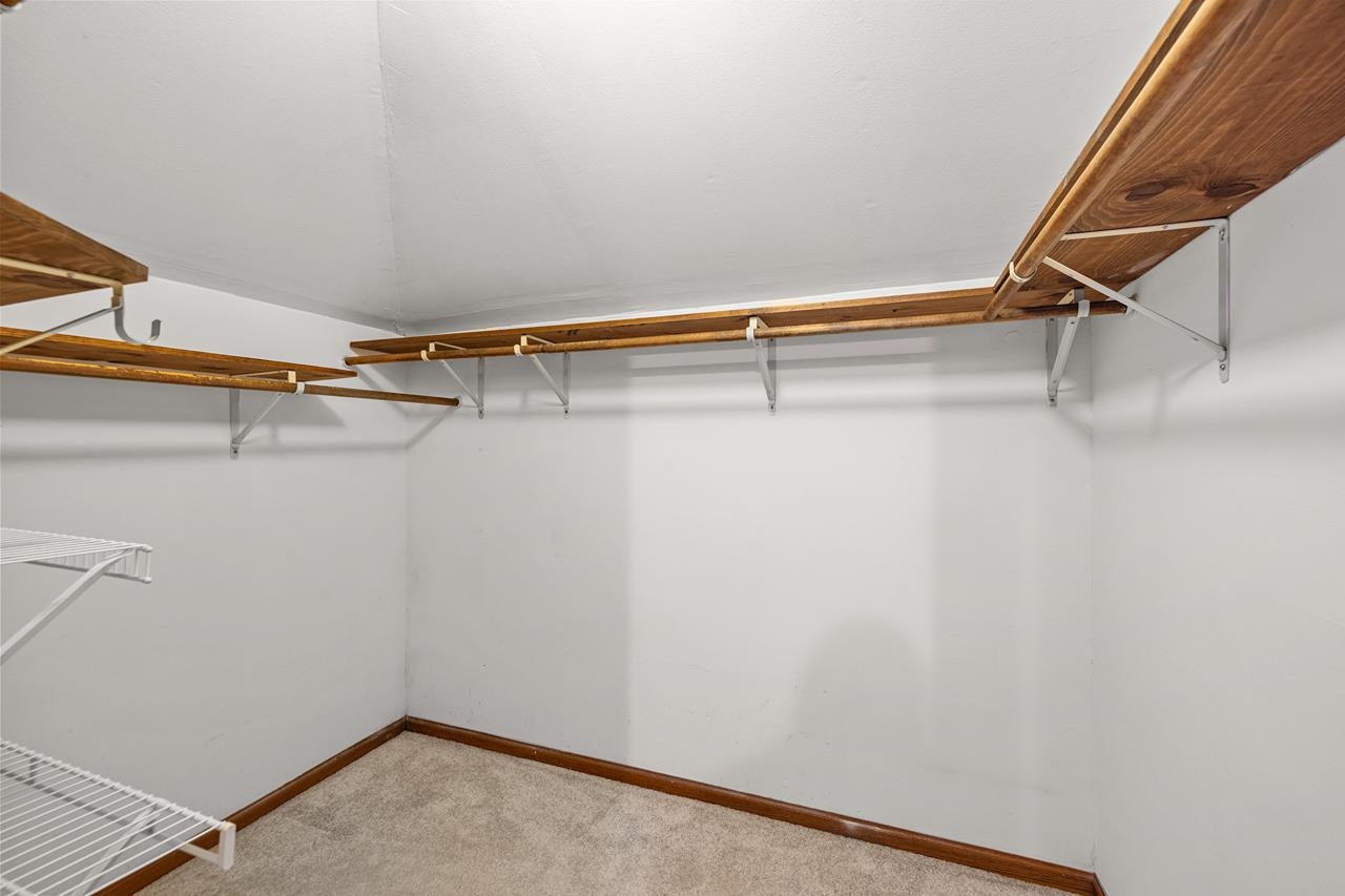 4512 STETTIN DRIVE, Wausau, Wisconsin 54401, 4 Bedrooms Bedrooms, ,3 BathroomsBathrooms,Residential,For Sale,4512 STETTIN DRIVE,22600965