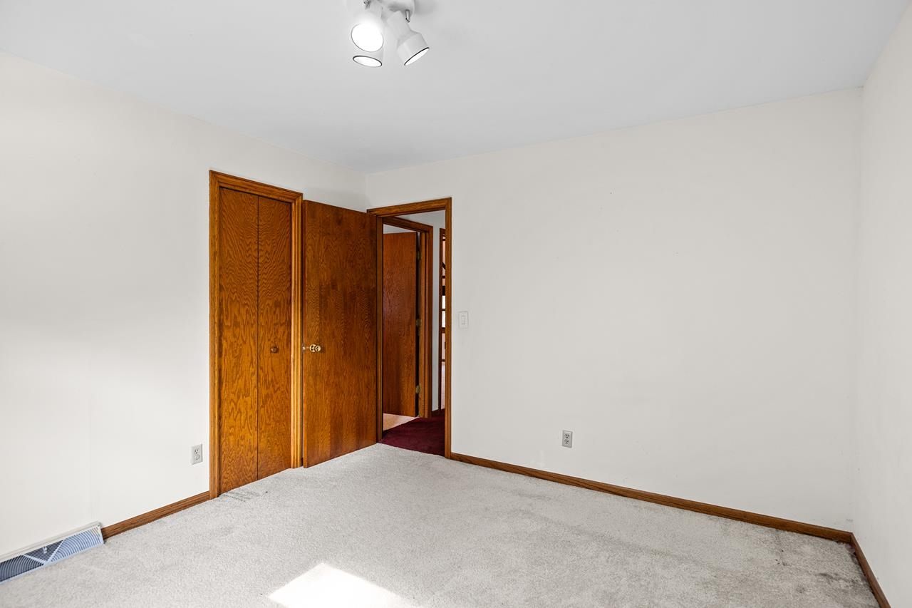 4512 STETTIN DRIVE, Wausau, Wisconsin 54401, 4 Bedrooms Bedrooms, ,3 BathroomsBathrooms,Residential,For Sale,4512 STETTIN DRIVE,22600965