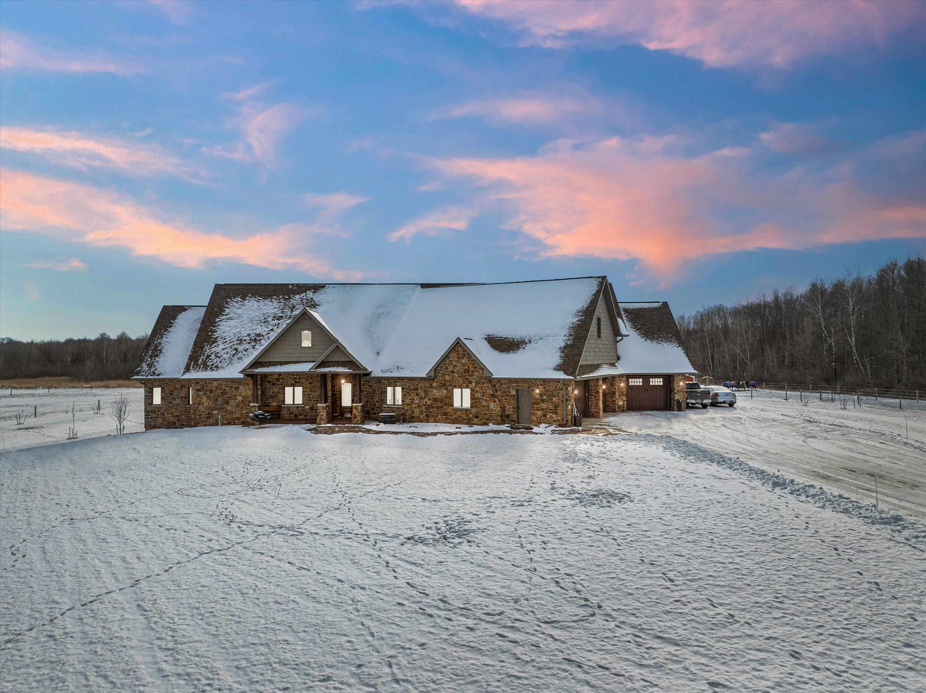 9073 RICHFIELD DRIVE, Marshfield, Wisconsin 54449, 6 Bedrooms Bedrooms, ,3 BathroomsBathrooms,Residential,For Sale,9073 RICHFIELD DRIVE,22600981