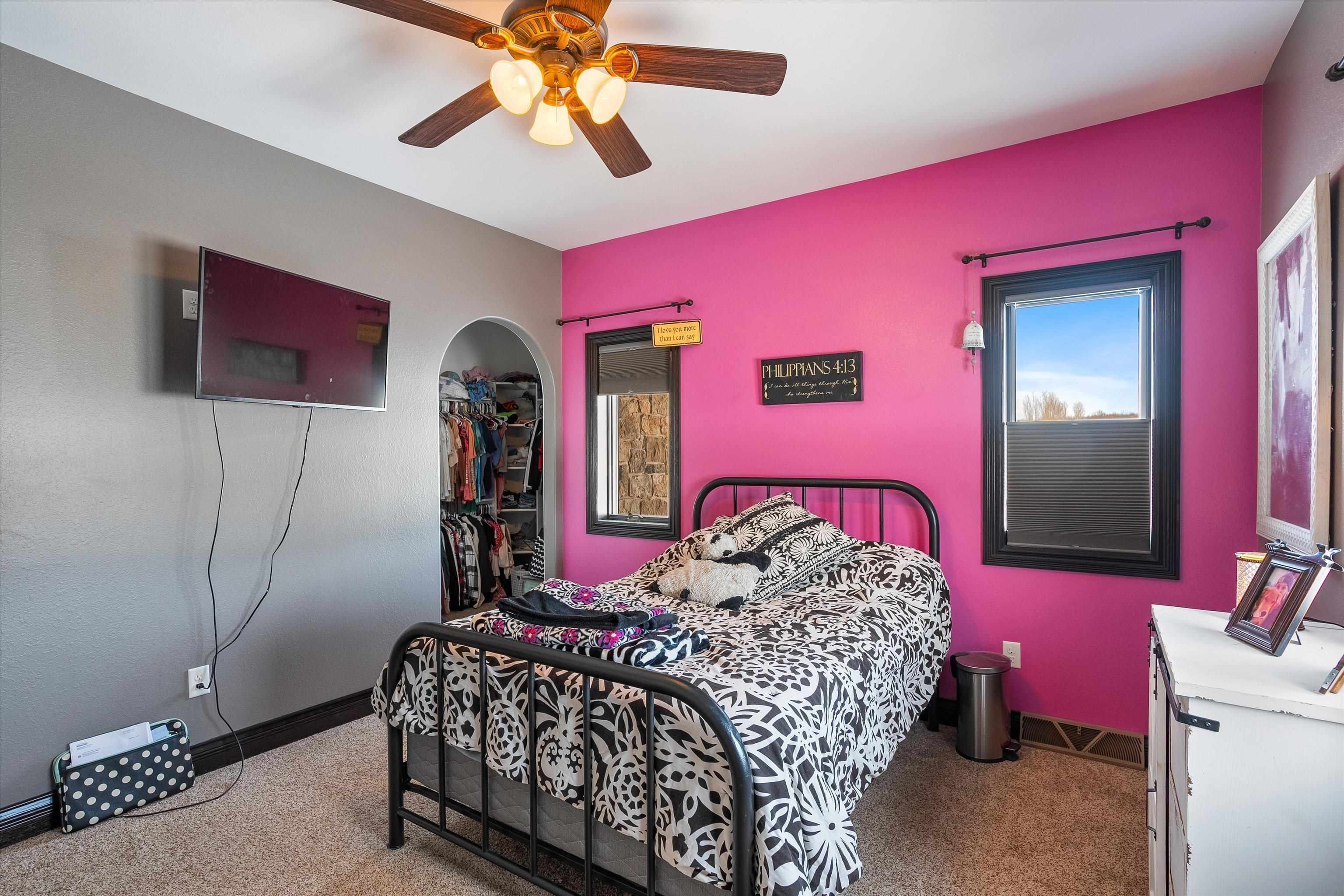 9073 RICHFIELD DRIVE, Marshfield, Wisconsin 54449, 6 Bedrooms Bedrooms, ,3 BathroomsBathrooms,Residential,For Sale,9073 RICHFIELD DRIVE,22600981