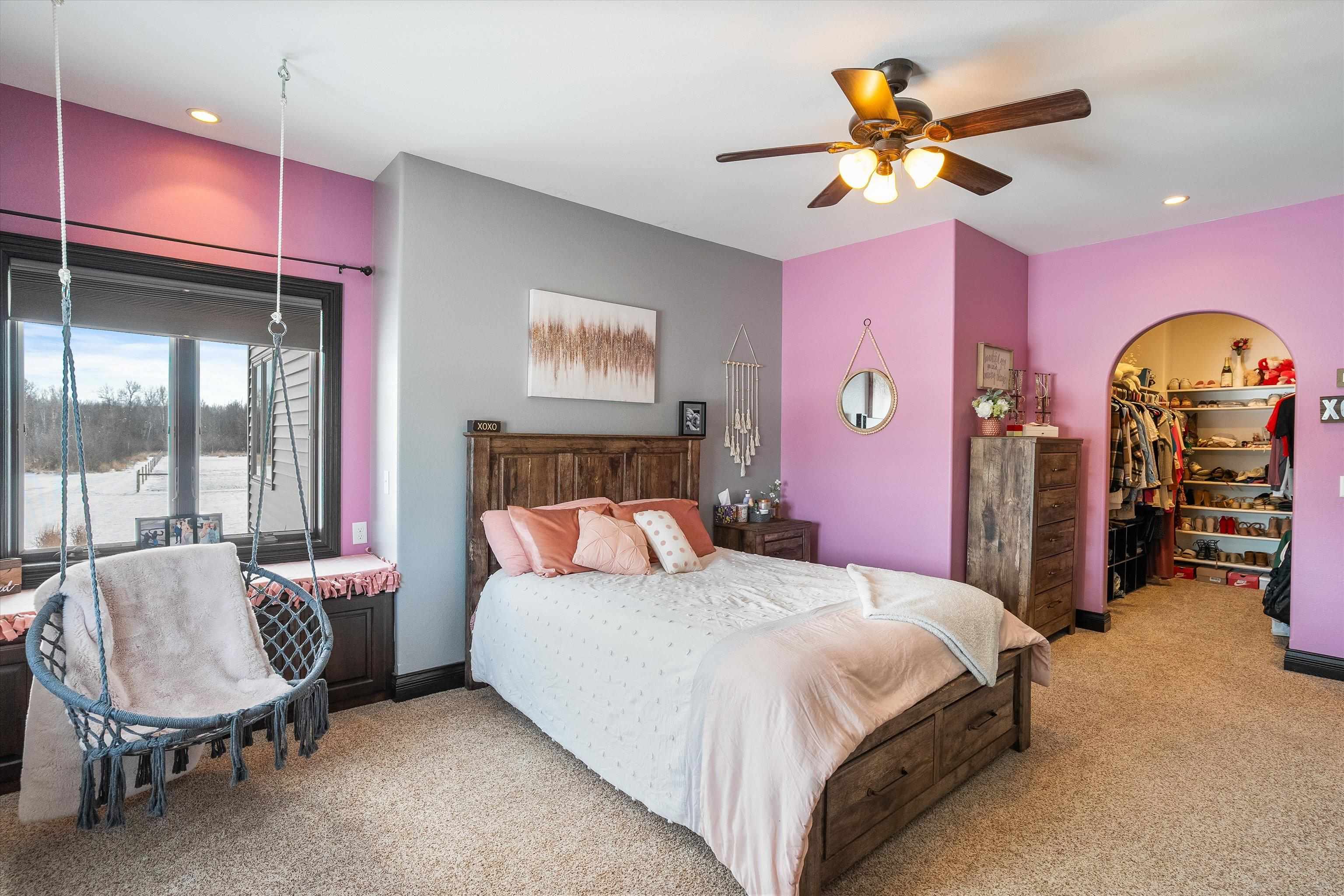 9073 RICHFIELD DRIVE, Marshfield, Wisconsin 54449, 6 Bedrooms Bedrooms, ,3 BathroomsBathrooms,Residential,For Sale,9073 RICHFIELD DRIVE,22600981