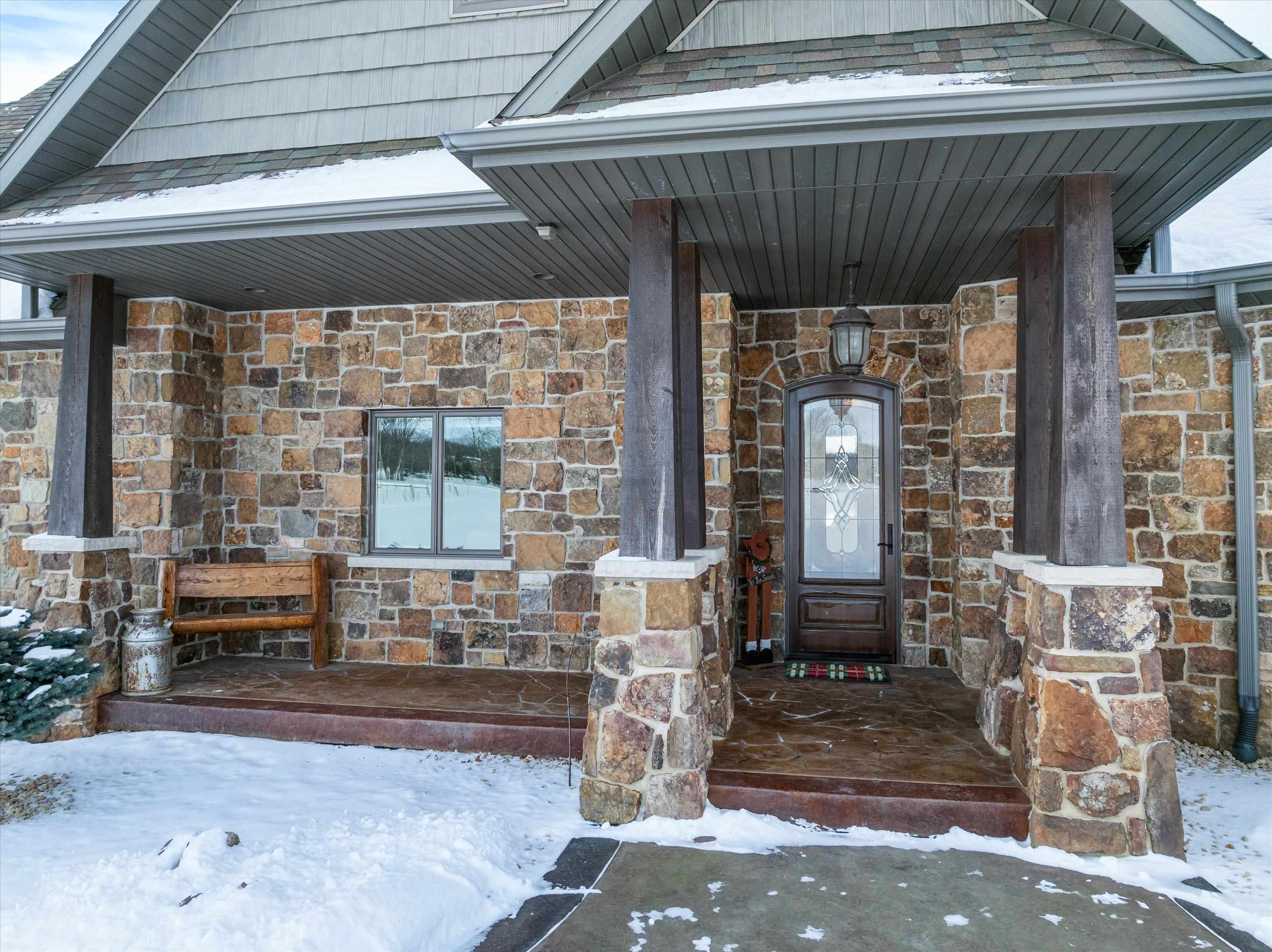 9073 RICHFIELD DRIVE, Marshfield, Wisconsin 54449, 6 Bedrooms Bedrooms, ,3 BathroomsBathrooms,Residential,For Sale,9073 RICHFIELD DRIVE,22600981