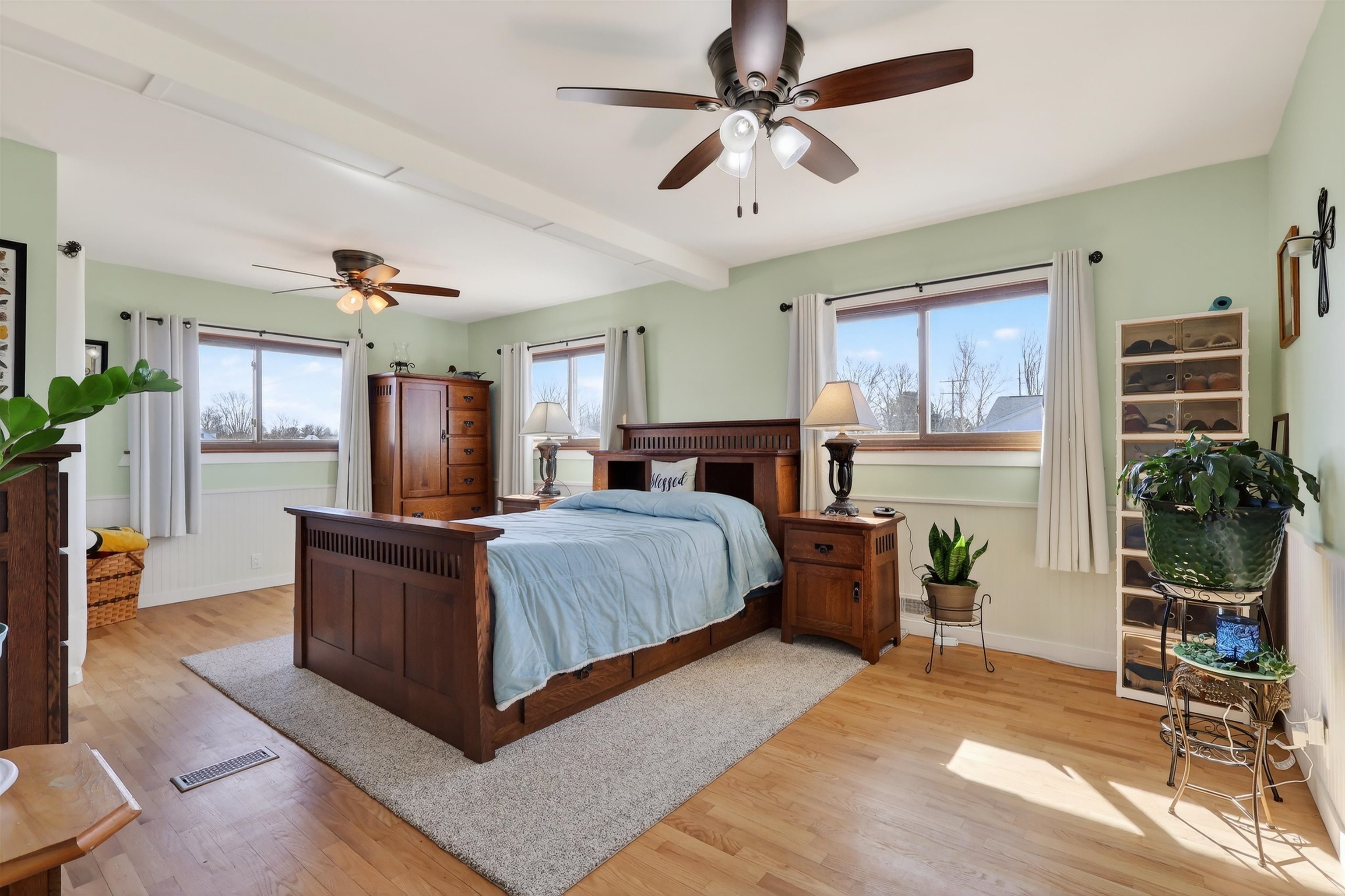 1541 E G STREET, Wisconsin Rapids, Wisconsin 54494, 2 Bedrooms Bedrooms, ,2 BathroomsBathrooms,Residential,For Sale,1541 E G STREET,22600989