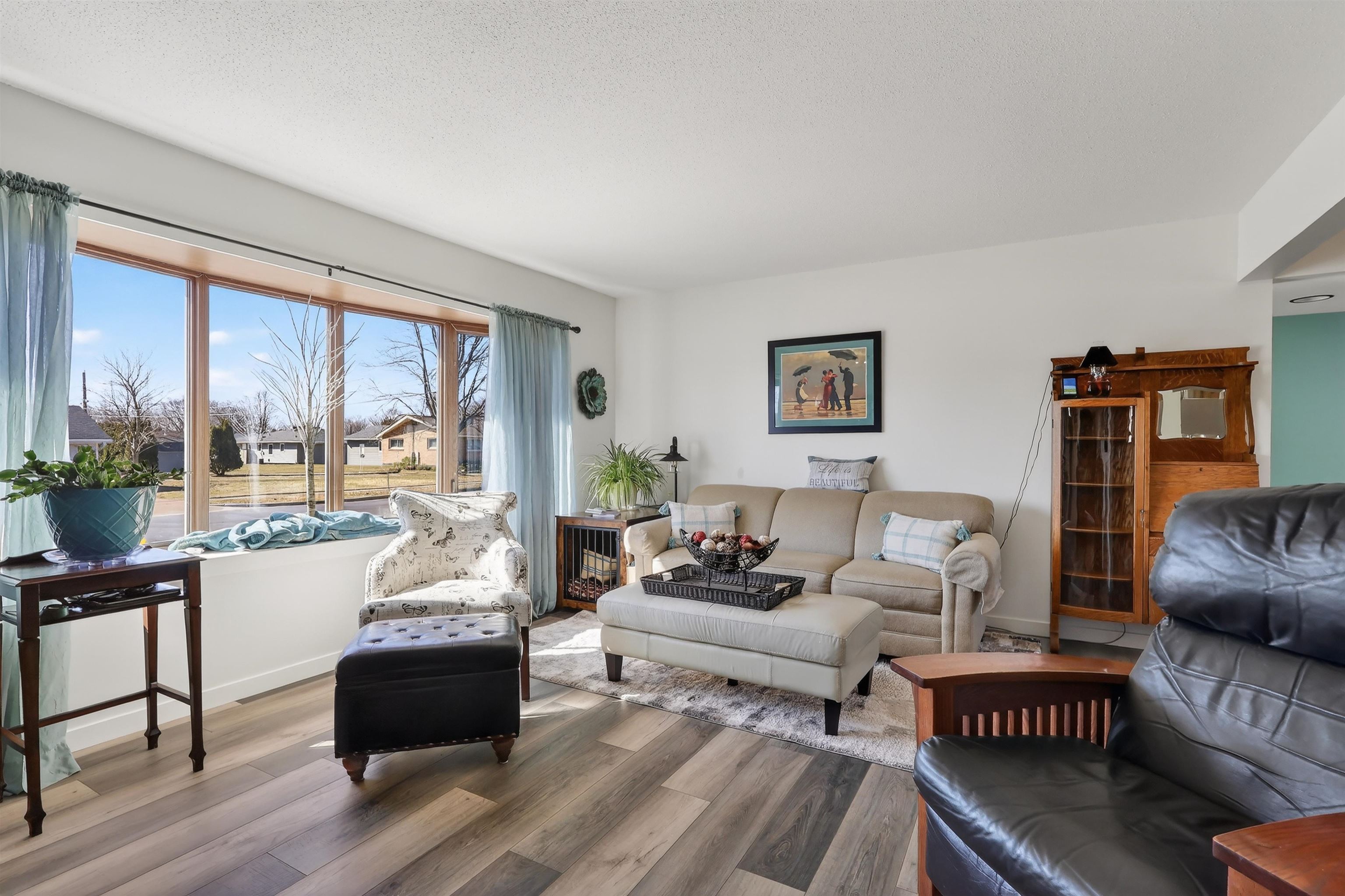 1541 E G STREET, Wisconsin Rapids, Wisconsin 54494, 2 Bedrooms Bedrooms, ,2 BathroomsBathrooms,Residential,For Sale,1541 E G STREET,22600989