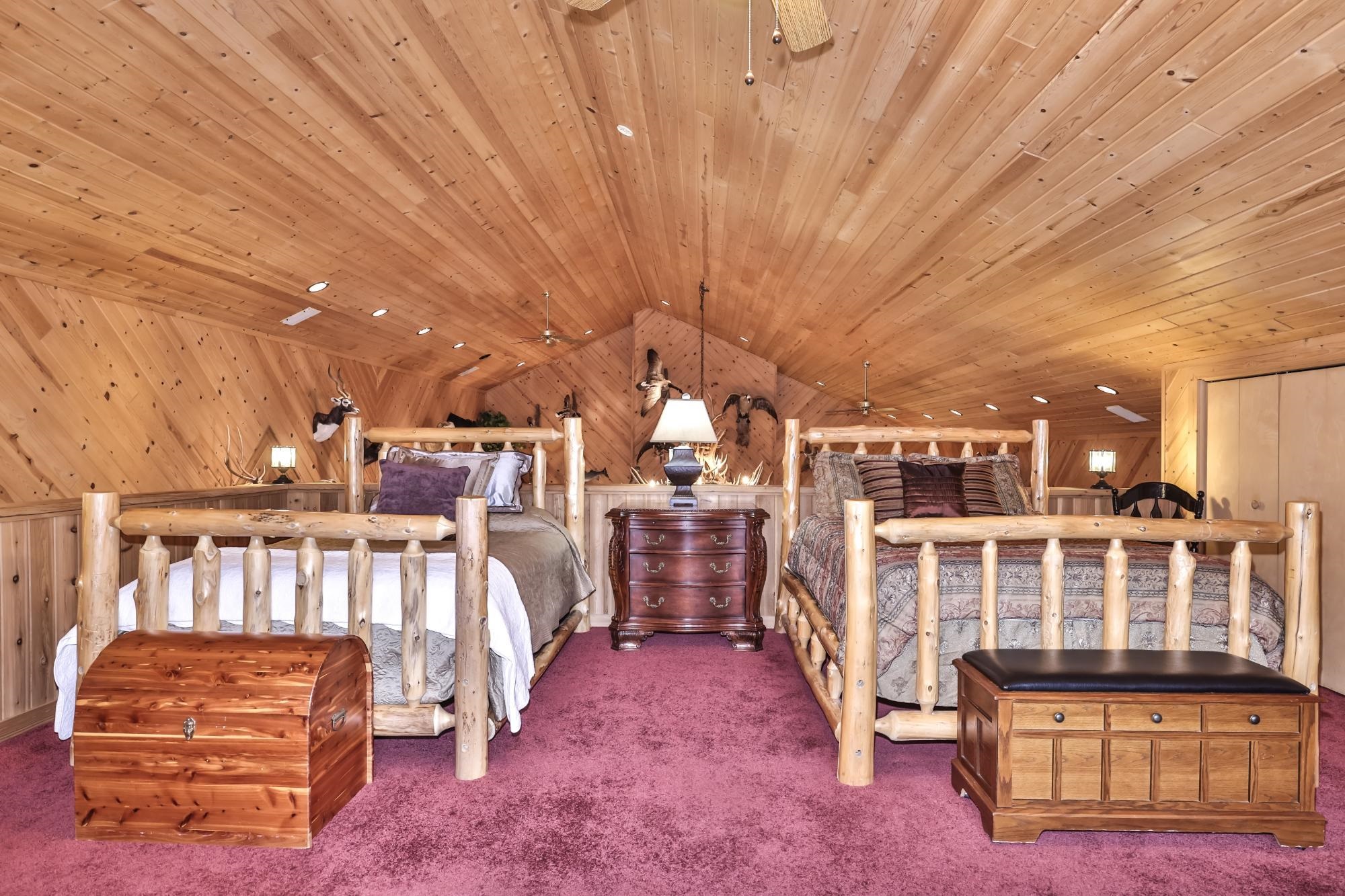 9948 & 9880 SIEMERING DRIVE, Tomahawk, Wisconsin 54487, 3 Bedrooms Bedrooms, ,2 BathroomsBathrooms,Residential,For Sale,9948 & 9880 SIEMERING DRIVE,22600994
