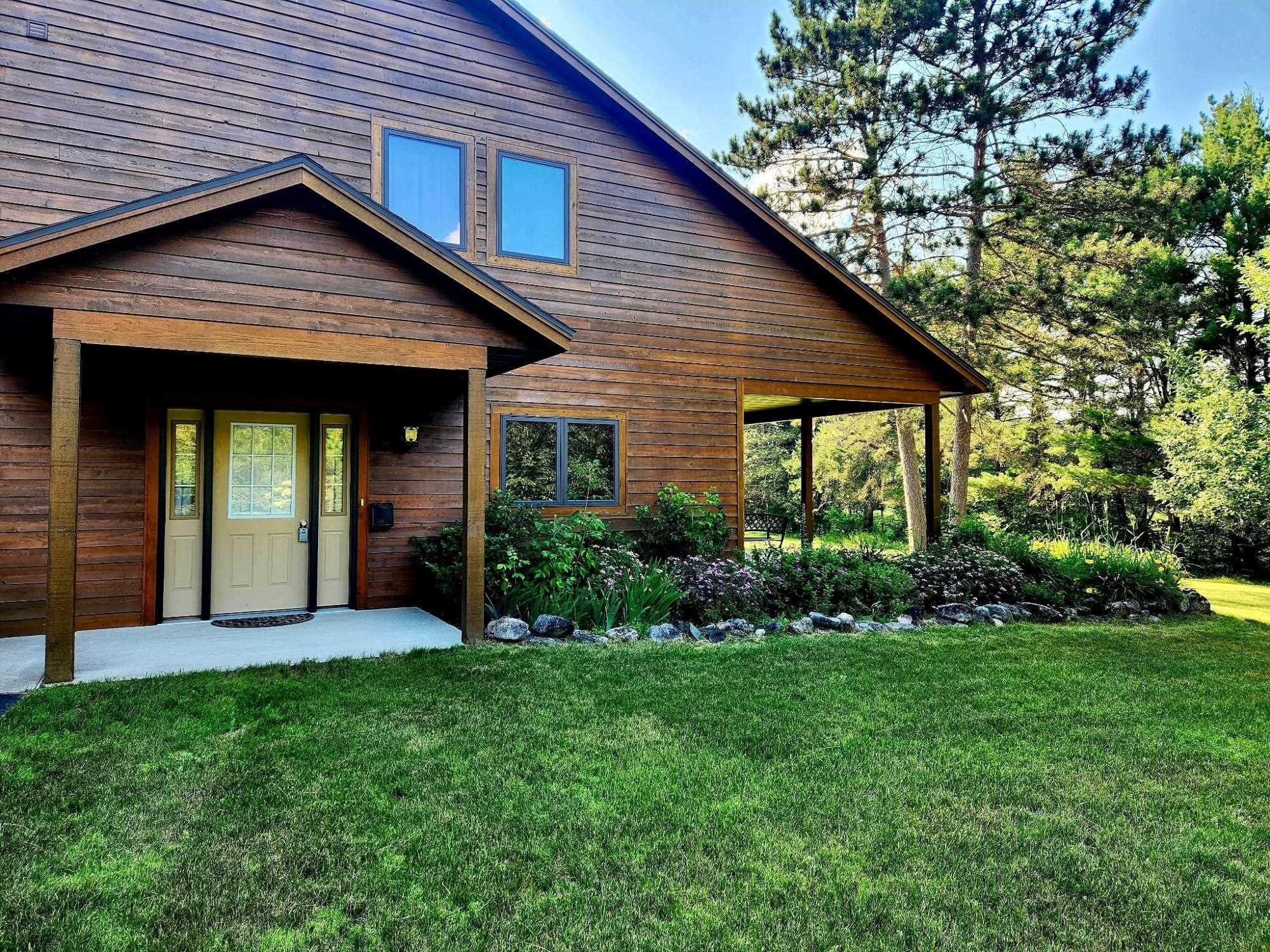 9948 & 9880 SIEMERING DRIVE, Tomahawk, Wisconsin 54487, 3 Bedrooms Bedrooms, ,2 BathroomsBathrooms,Residential,For Sale,9948 & 9880 SIEMERING DRIVE,22600994