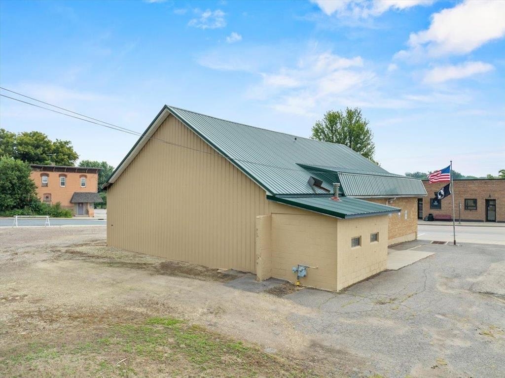 329 N MAIN STREET, Loyal, Wisconsin 54446, ,Commercial/industrial,For Sale,329 N MAIN STREET,22600995