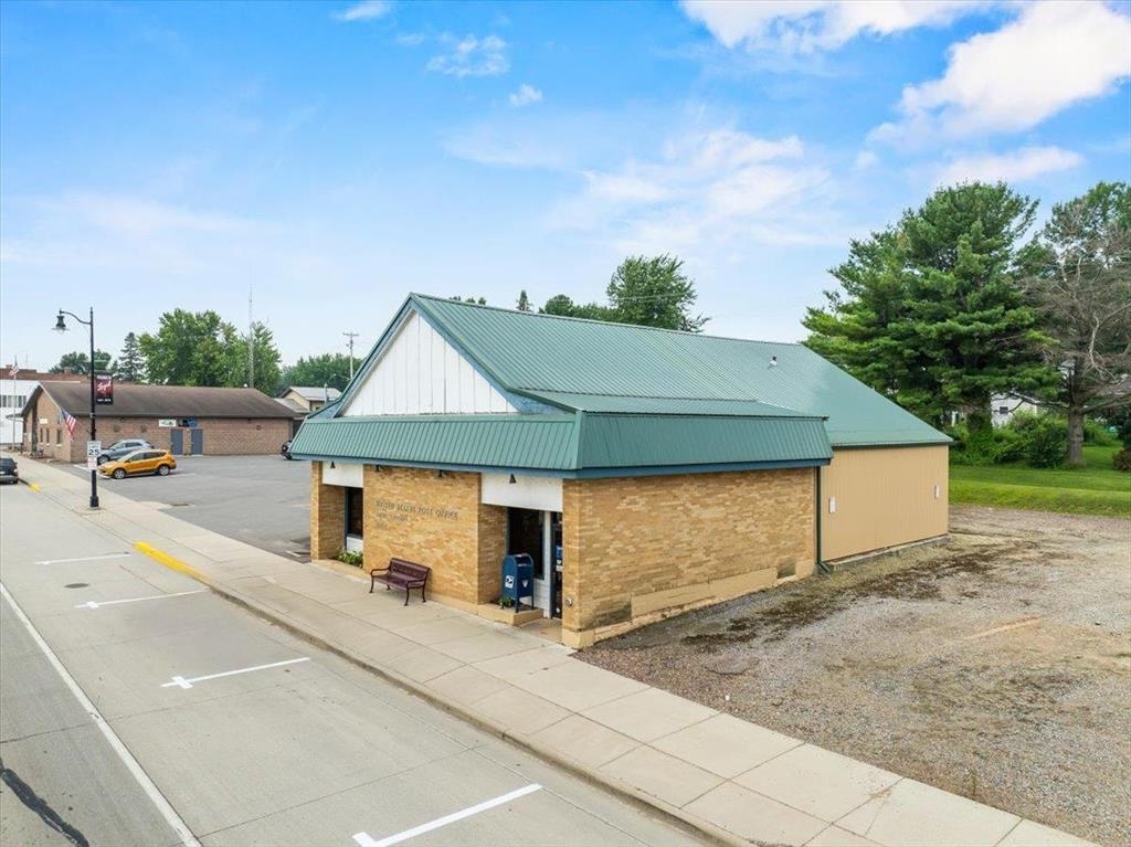 329 N MAIN STREET, Loyal, Wisconsin 54446, ,Commercial/industrial,For Sale,329 N MAIN STREET,22600995