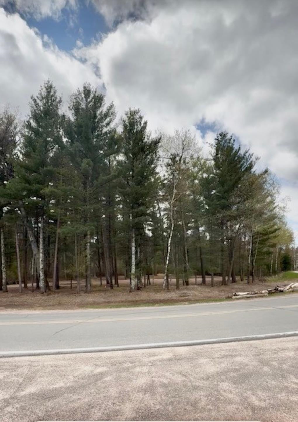 3910 COUNTY ROAD E, Junction City, Wisconsin 54443, 3 Bedrooms Bedrooms, ,2 BathroomsBathrooms,Residential,For Sale,3910 COUNTY ROAD E,22601008