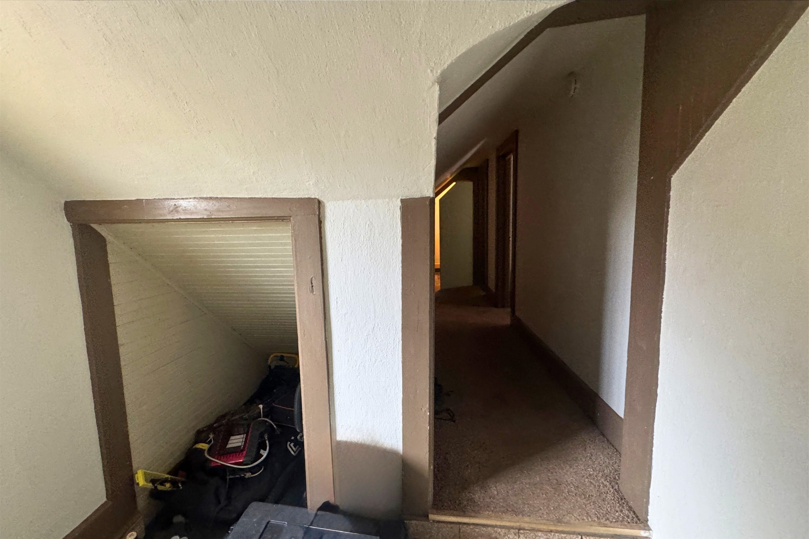 1209+1209A WEST RIVER DRIVE, Stevens Point, Wisconsin 54481, 3 Bedrooms Bedrooms, 5 Rooms Rooms,1 BathroomBathrooms,Multi-family,For Sale,1209+1209A WEST RIVER DRIVE,22601014