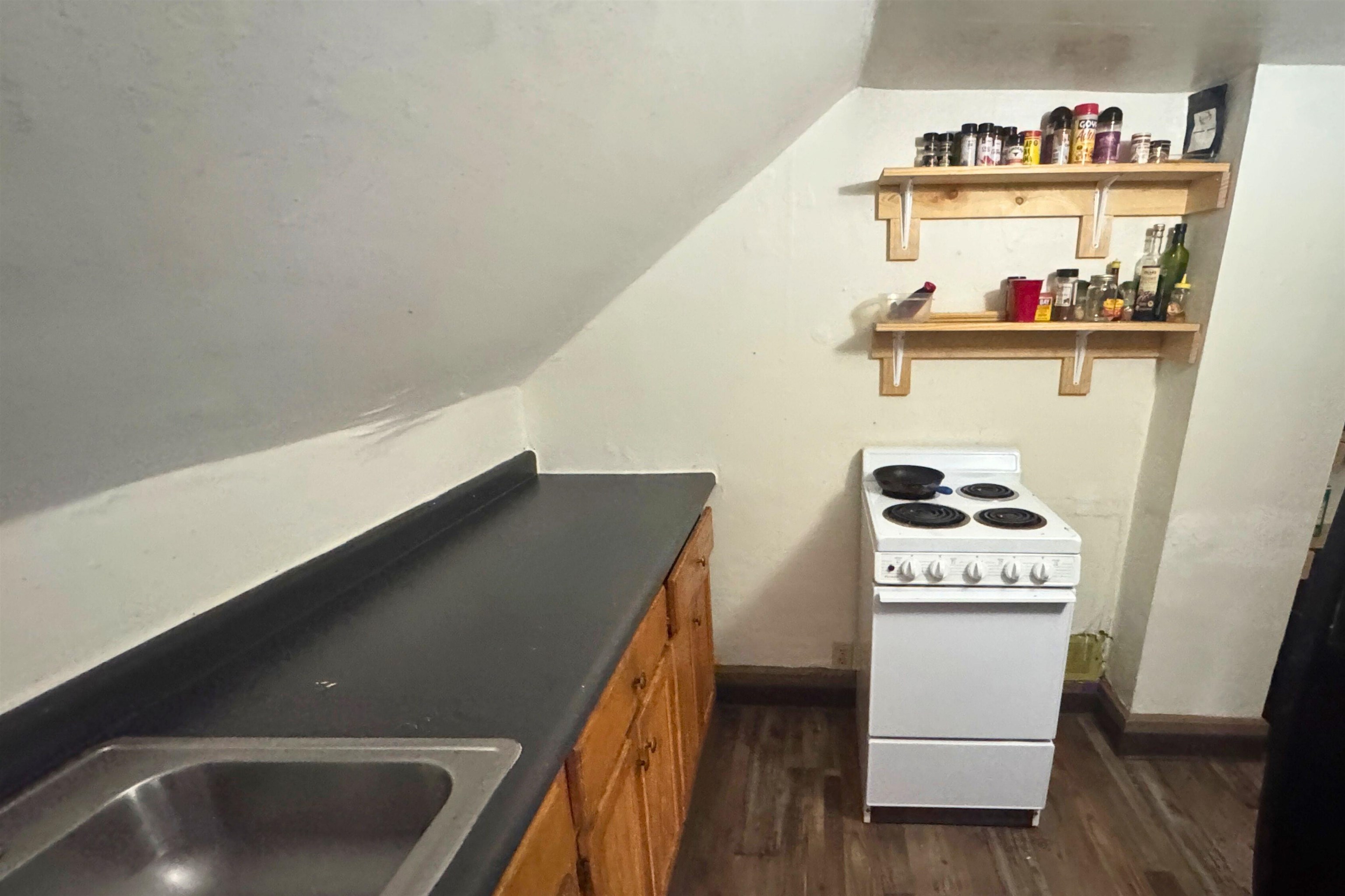 1209+1209A WEST RIVER DRIVE, Stevens Point, Wisconsin 54481, 3 Bedrooms Bedrooms, 5 Rooms Rooms,1 BathroomBathrooms,Multi-family,For Sale,1209+1209A WEST RIVER DRIVE,22601014