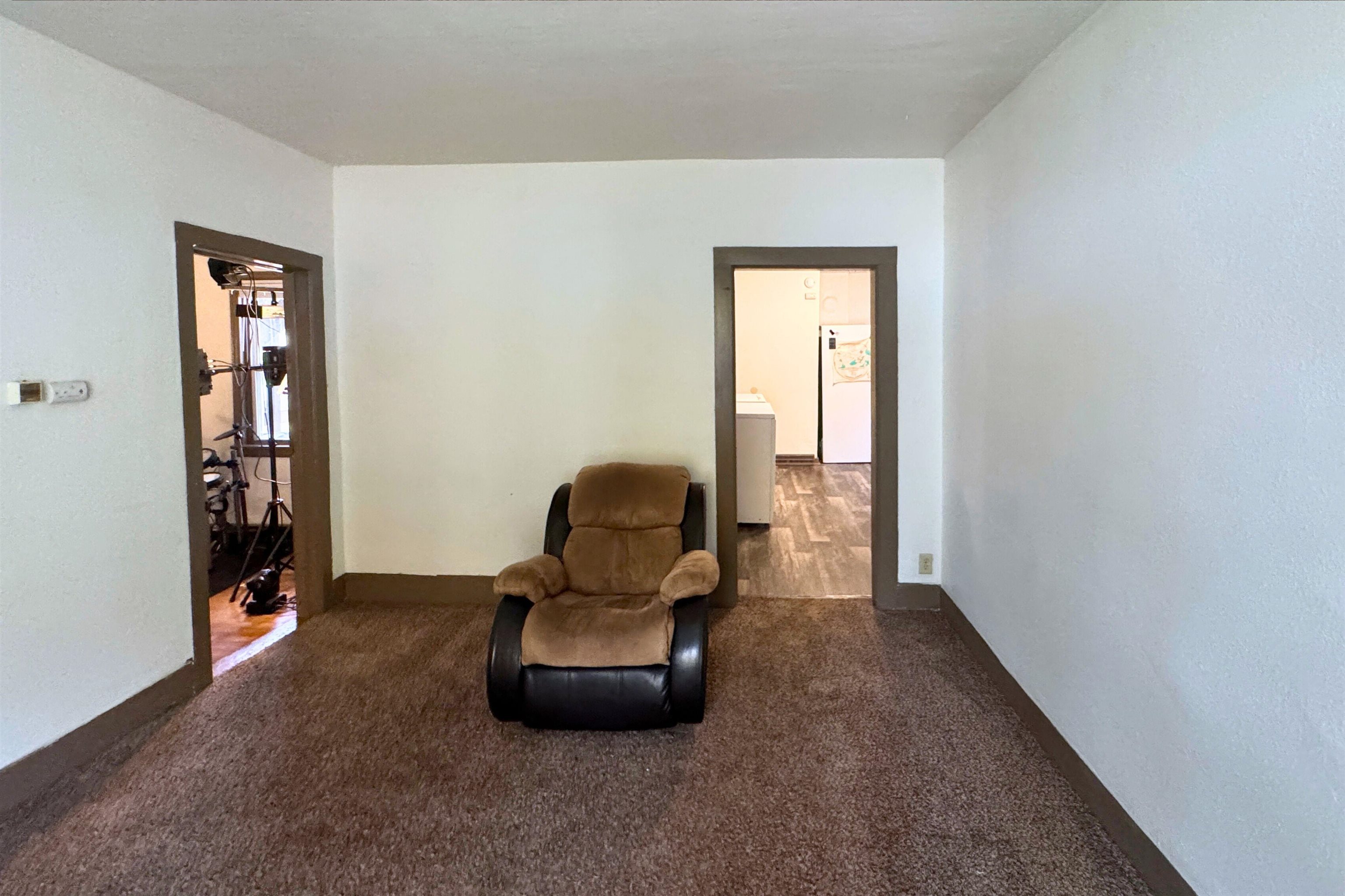 1209+1209A WEST RIVER DRIVE, Stevens Point, Wisconsin 54481, 3 Bedrooms Bedrooms, 5 Rooms Rooms,1 BathroomBathrooms,Multi-family,For Sale,1209+1209A WEST RIVER DRIVE,22601014