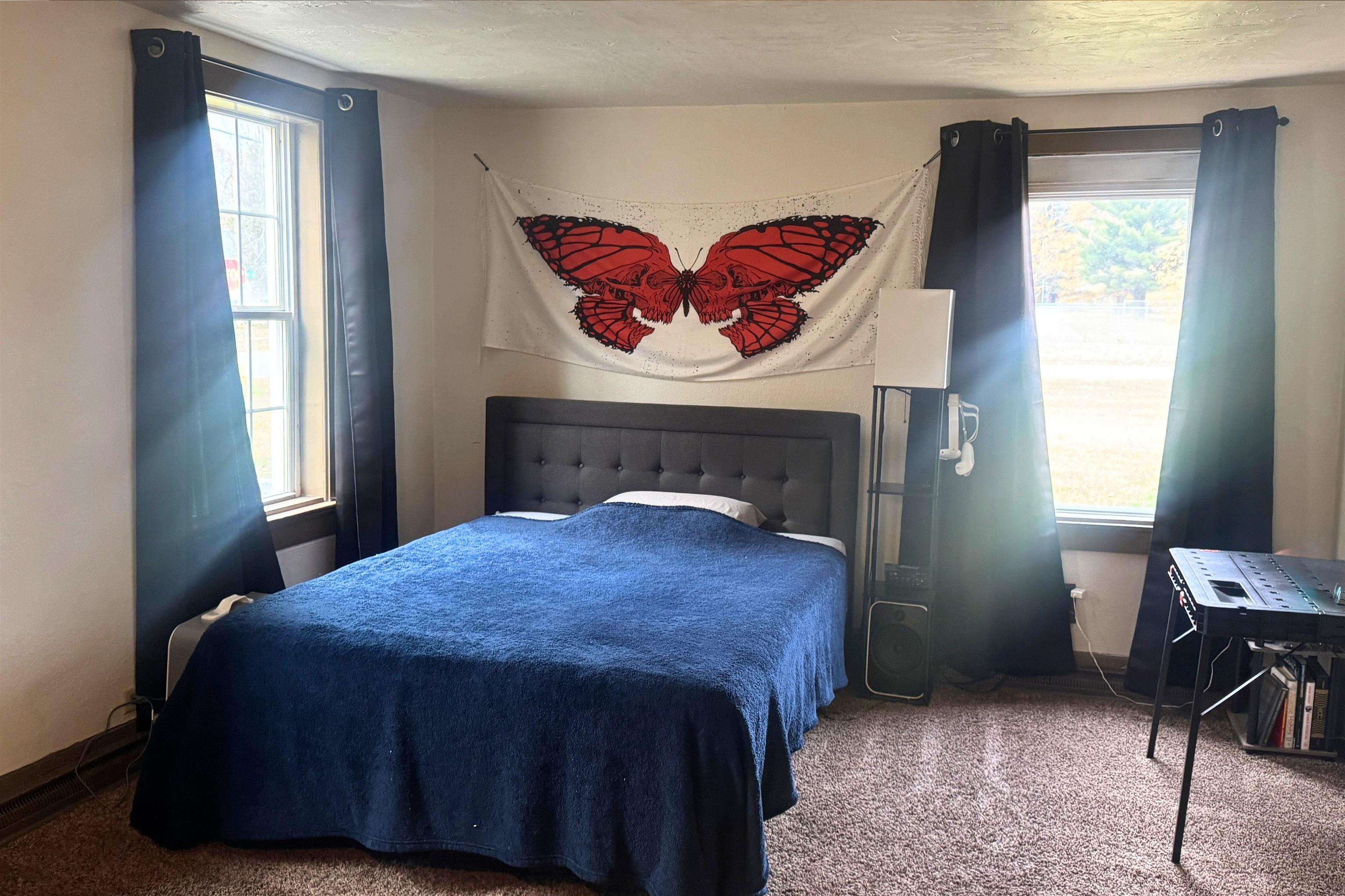 1209+1209A WEST RIVER DRIVE, Stevens Point, Wisconsin 54481, 3 Bedrooms Bedrooms, 5 Rooms Rooms,1 BathroomBathrooms,Multi-family,For Sale,1209+1209A WEST RIVER DRIVE,22601014