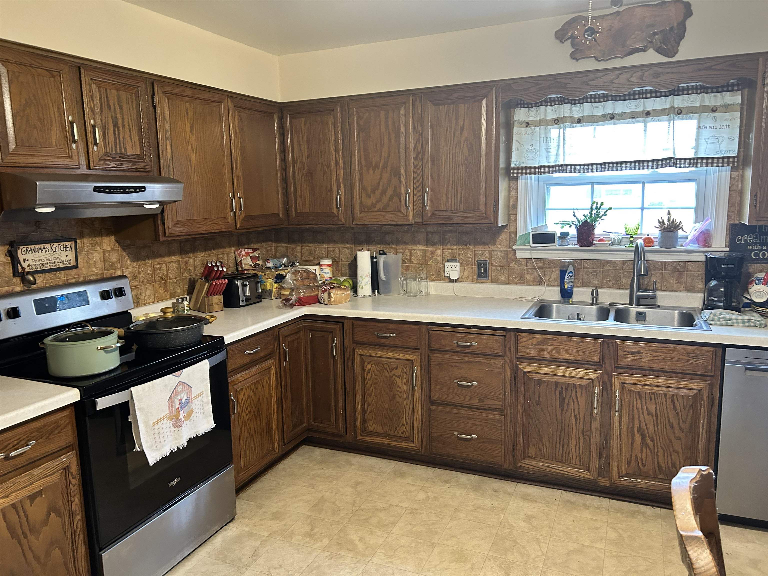 3521 9TH STREET SOUTH, Wisconsin Rapids, Wisconsin 54494, 4 Bedrooms Bedrooms, ,2 BathroomsBathrooms,Residential,For Sale,3521 9TH STREET SOUTH,22601015