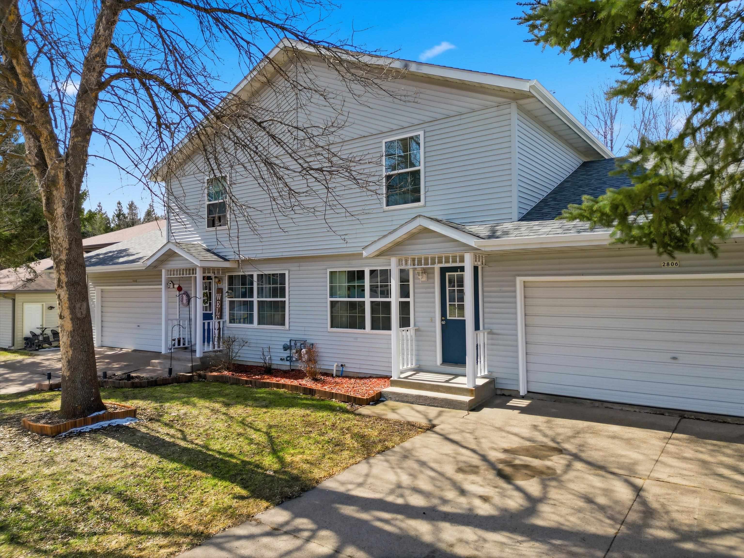 2806-2808 S FELKER AVENUE, Marshfield, Wisconsin 54449, 3 Bedrooms Bedrooms, 7 Rooms Rooms,1.5 BathroomsBathrooms,Multi-family,For Sale,2806-2808 S FELKER AVENUE,22601017