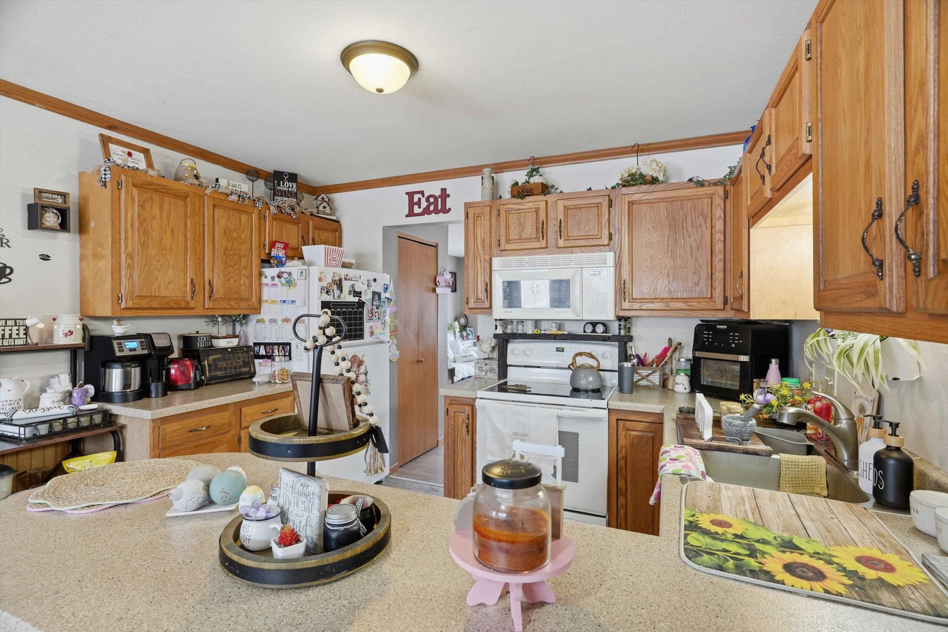 2806-2808 S FELKER AVENUE, Marshfield, Wisconsin 54449, 3 Bedrooms Bedrooms, 7 Rooms Rooms,1.5 BathroomsBathrooms,Multi-family,For Sale,2806-2808 S FELKER AVENUE,22601017