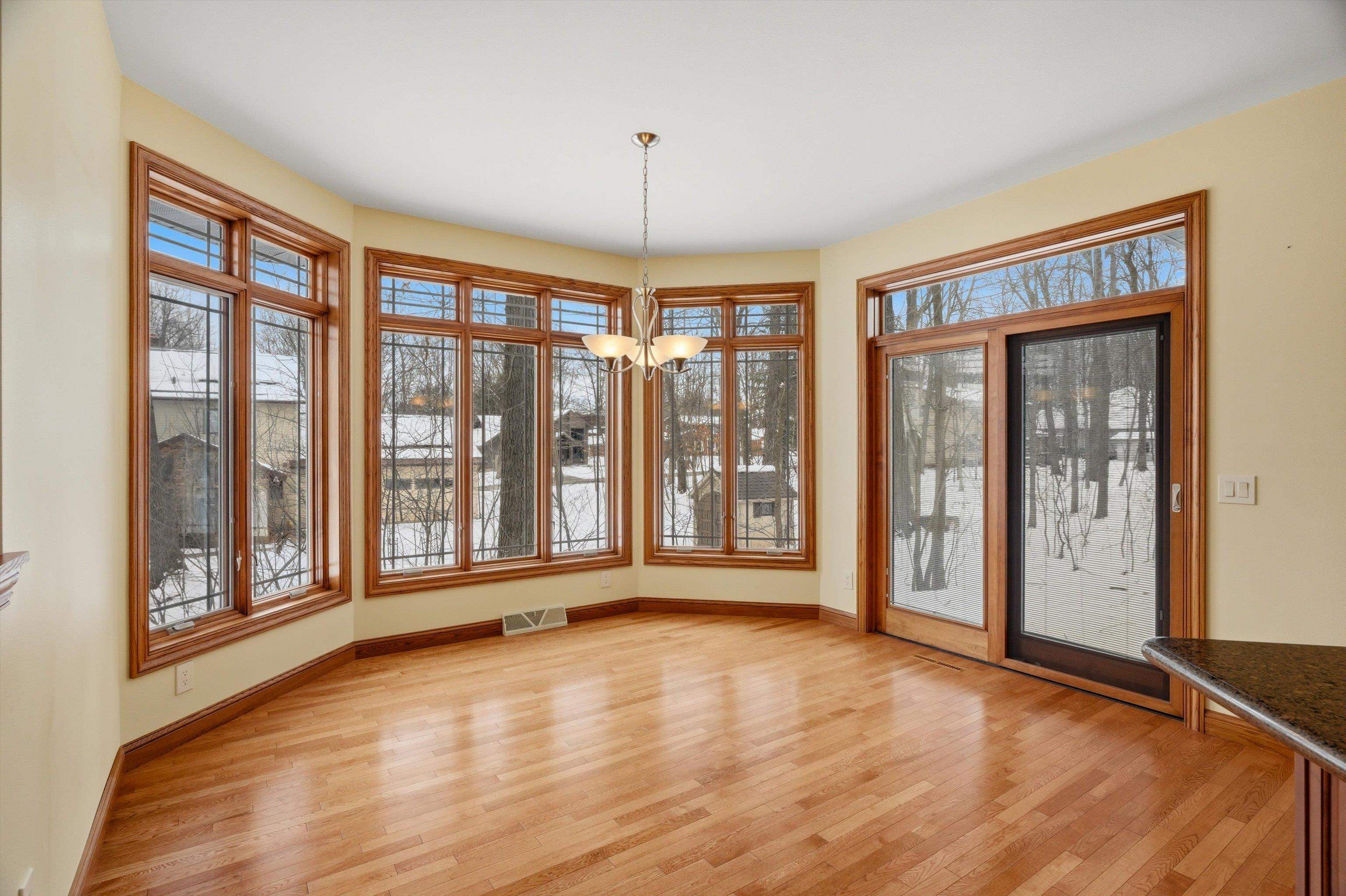 1137 W RIDGE ROAD, Marshfield, Wisconsin 54449, 4 Bedrooms Bedrooms, ,3 BathroomsBathrooms,Residential,For Sale,1137 W RIDGE ROAD,22601025