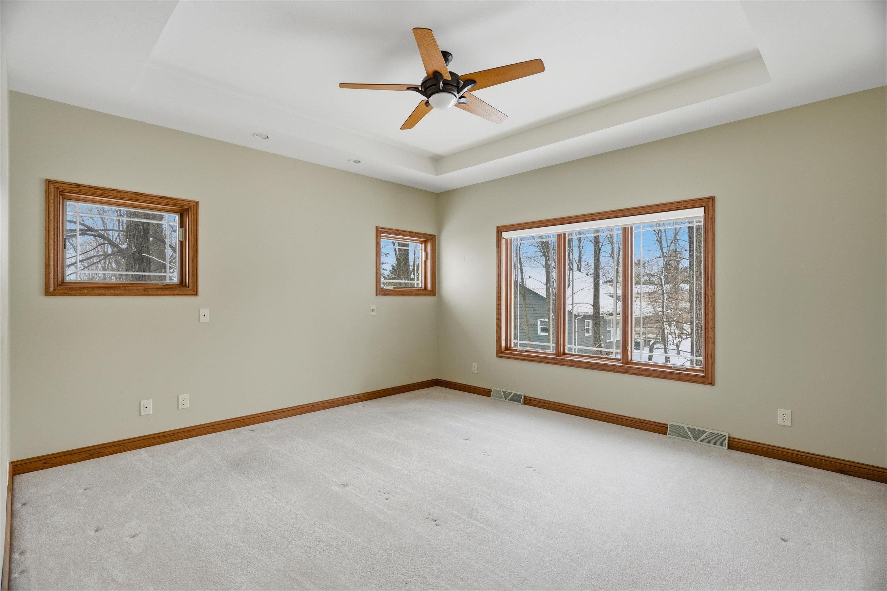 1137 W RIDGE ROAD, Marshfield, Wisconsin 54449, 4 Bedrooms Bedrooms, ,3 BathroomsBathrooms,Residential,For Sale,1137 W RIDGE ROAD,22601025