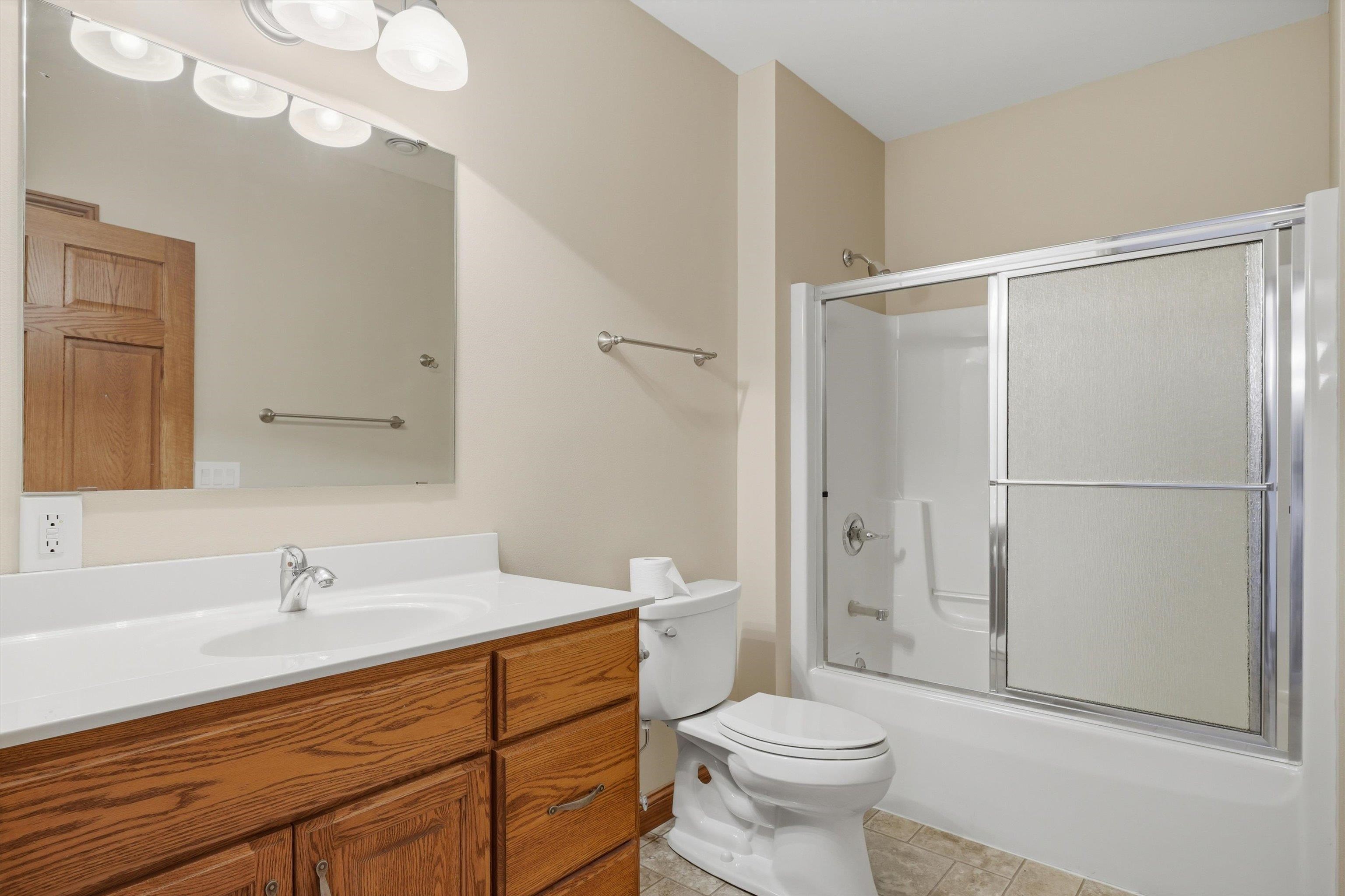 1137 W RIDGE ROAD, Marshfield, Wisconsin 54449, 4 Bedrooms Bedrooms, ,3 BathroomsBathrooms,Residential,For Sale,1137 W RIDGE ROAD,22601025