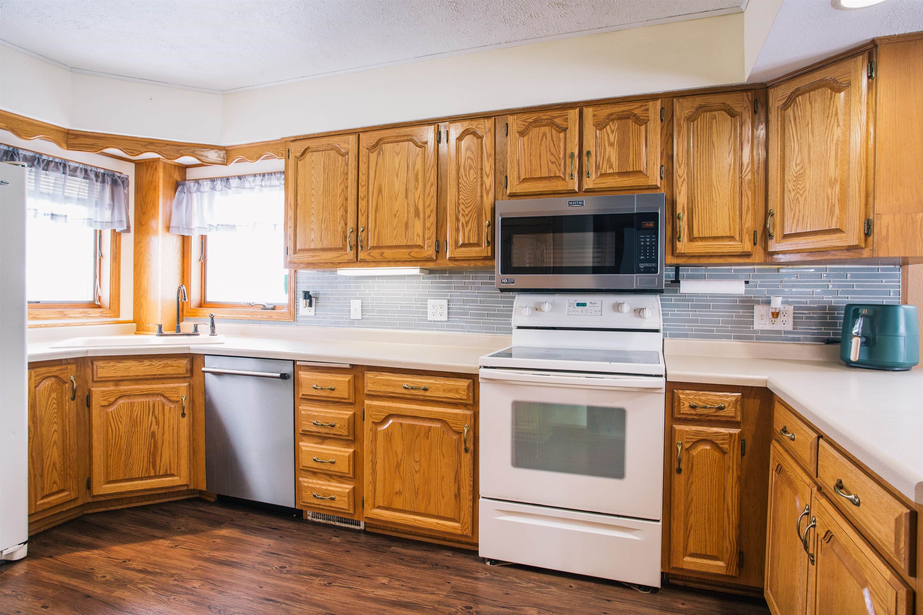 101 S WEST STREET, Loyal, Wisconsin 54446, 4 Bedrooms Bedrooms, ,2 BathroomsBathrooms,Residential,For Sale,101 S WEST STREET,22601046