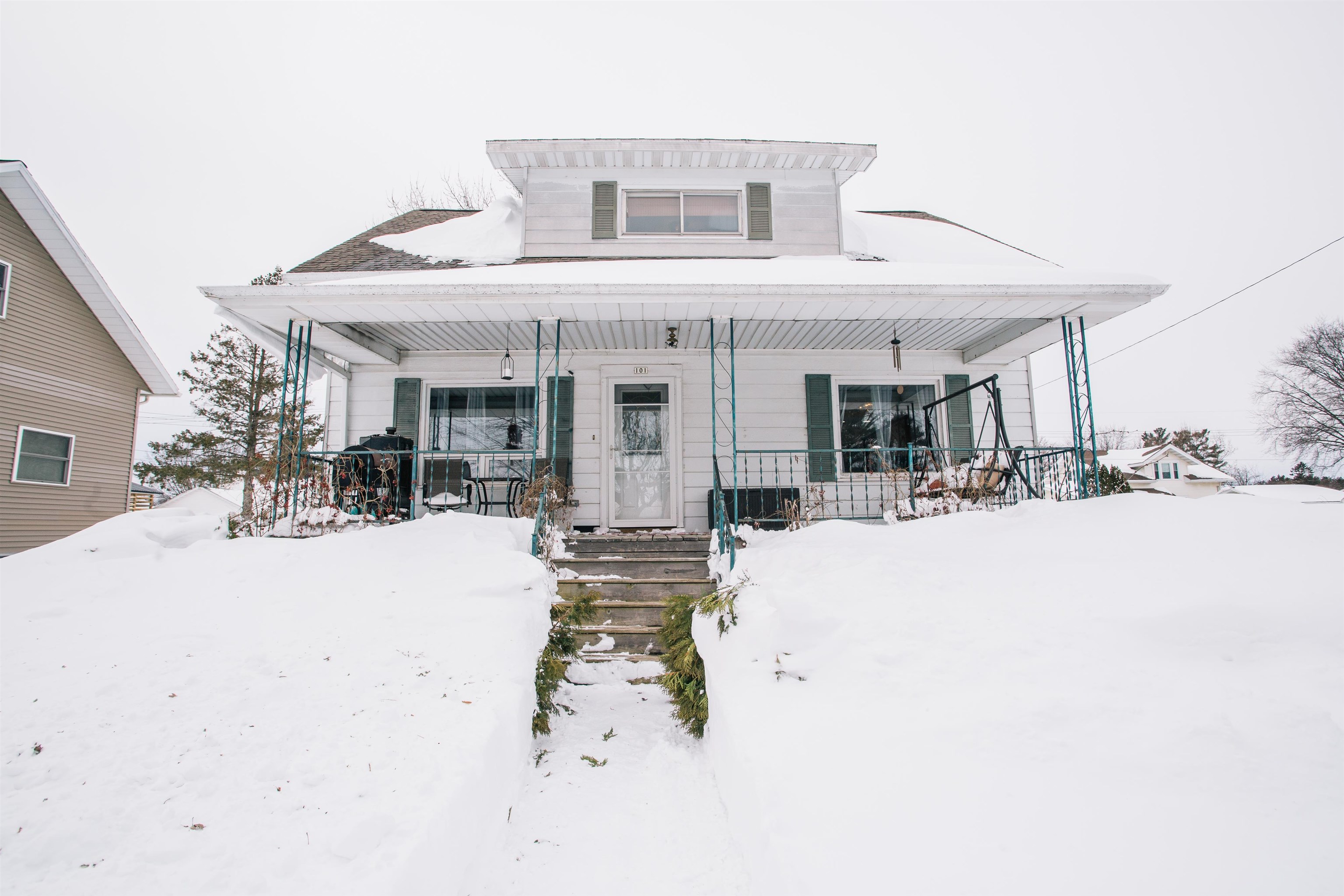 101 S WEST STREET, Loyal, Wisconsin 54446, 4 Bedrooms Bedrooms, ,2 BathroomsBathrooms,Residential,For Sale,101 S WEST STREET,22601046