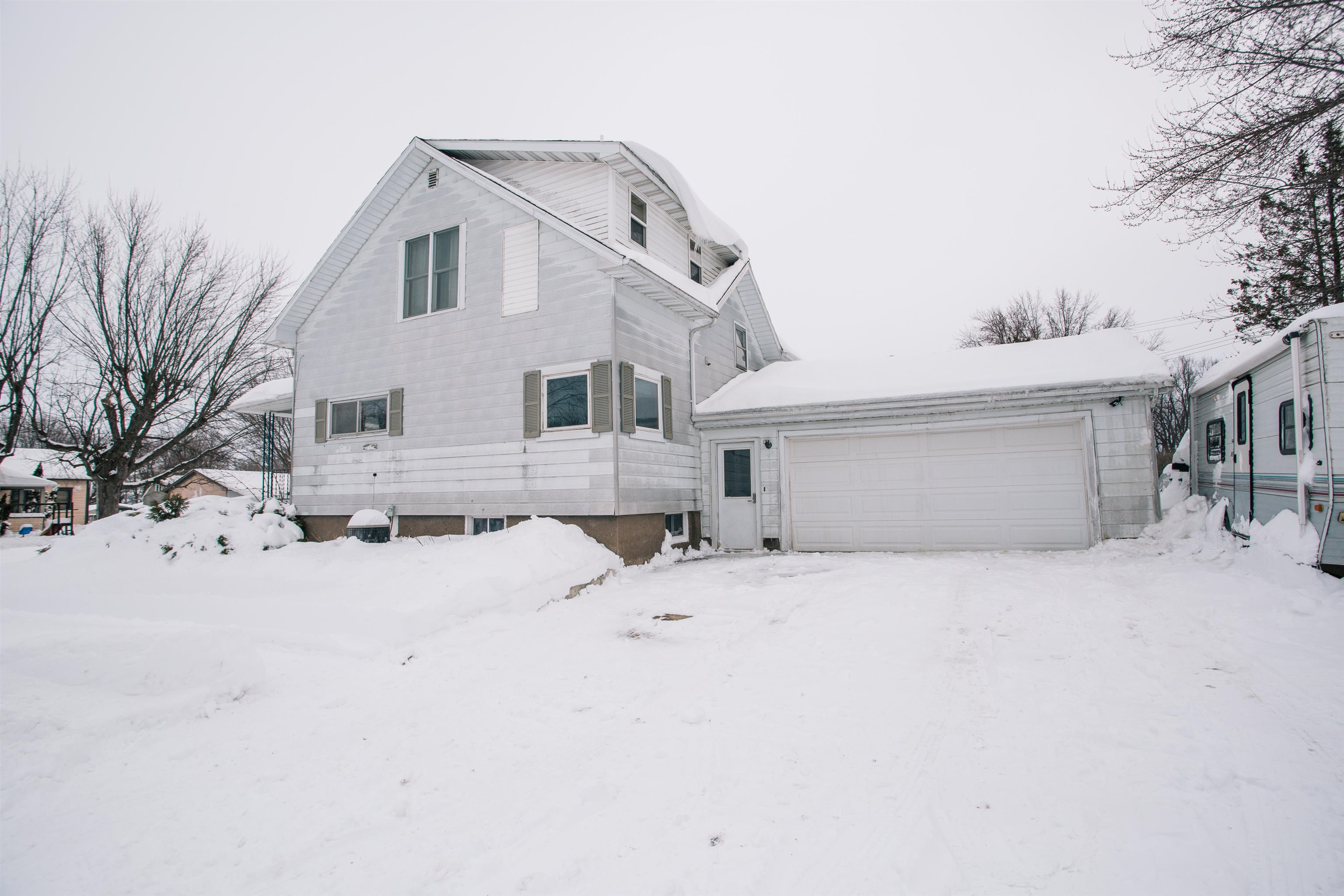 101 S WEST STREET, Loyal, Wisconsin 54446, 4 Bedrooms Bedrooms, ,2 BathroomsBathrooms,Residential,For Sale,101 S WEST STREET,22601046