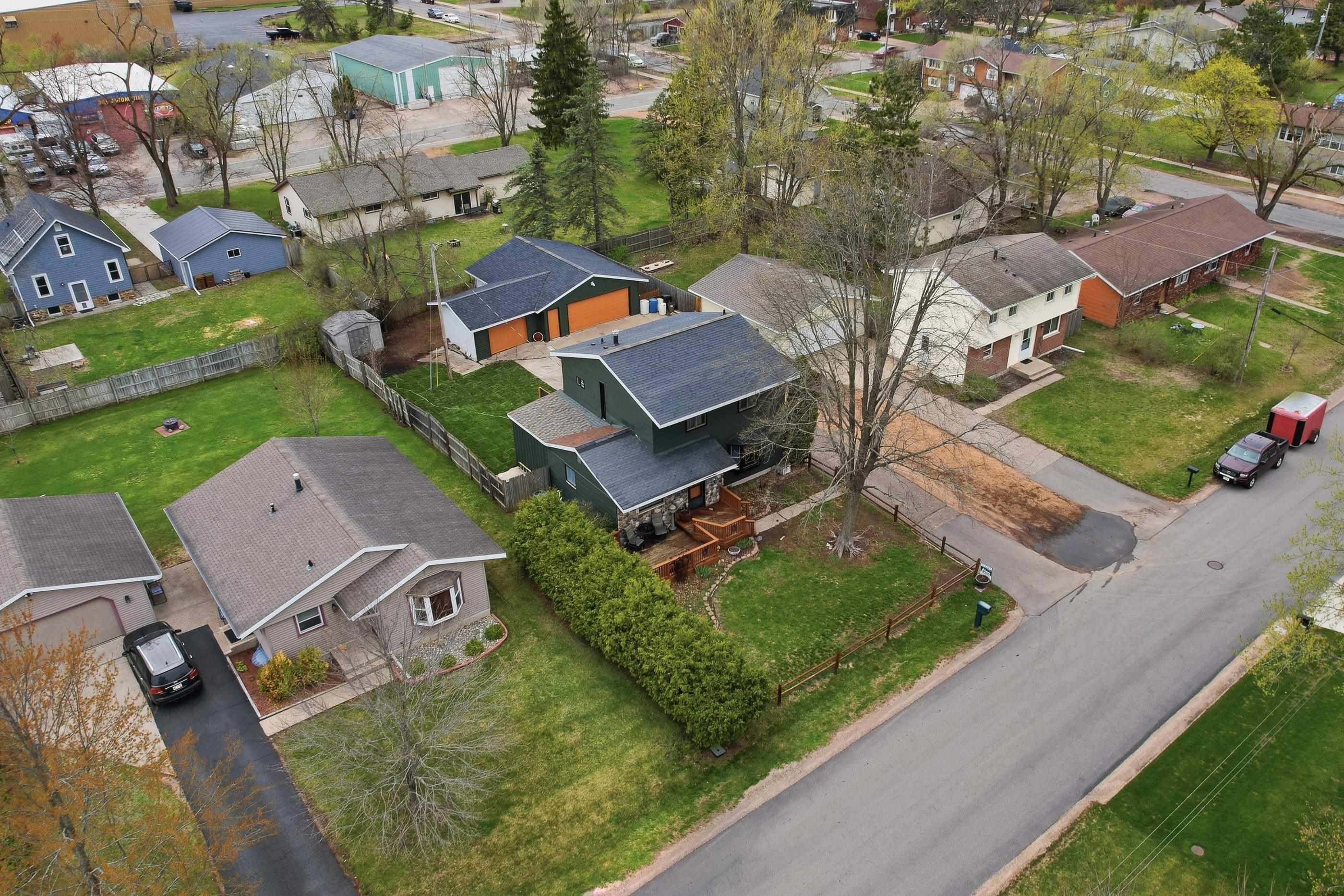 2924 LINDBERGH AVENUE, Stevens Point, Wisconsin 54481, 4 Bedrooms Bedrooms, ,2 BathroomsBathrooms,Residential,For Sale,2924 LINDBERGH AVENUE,22601048